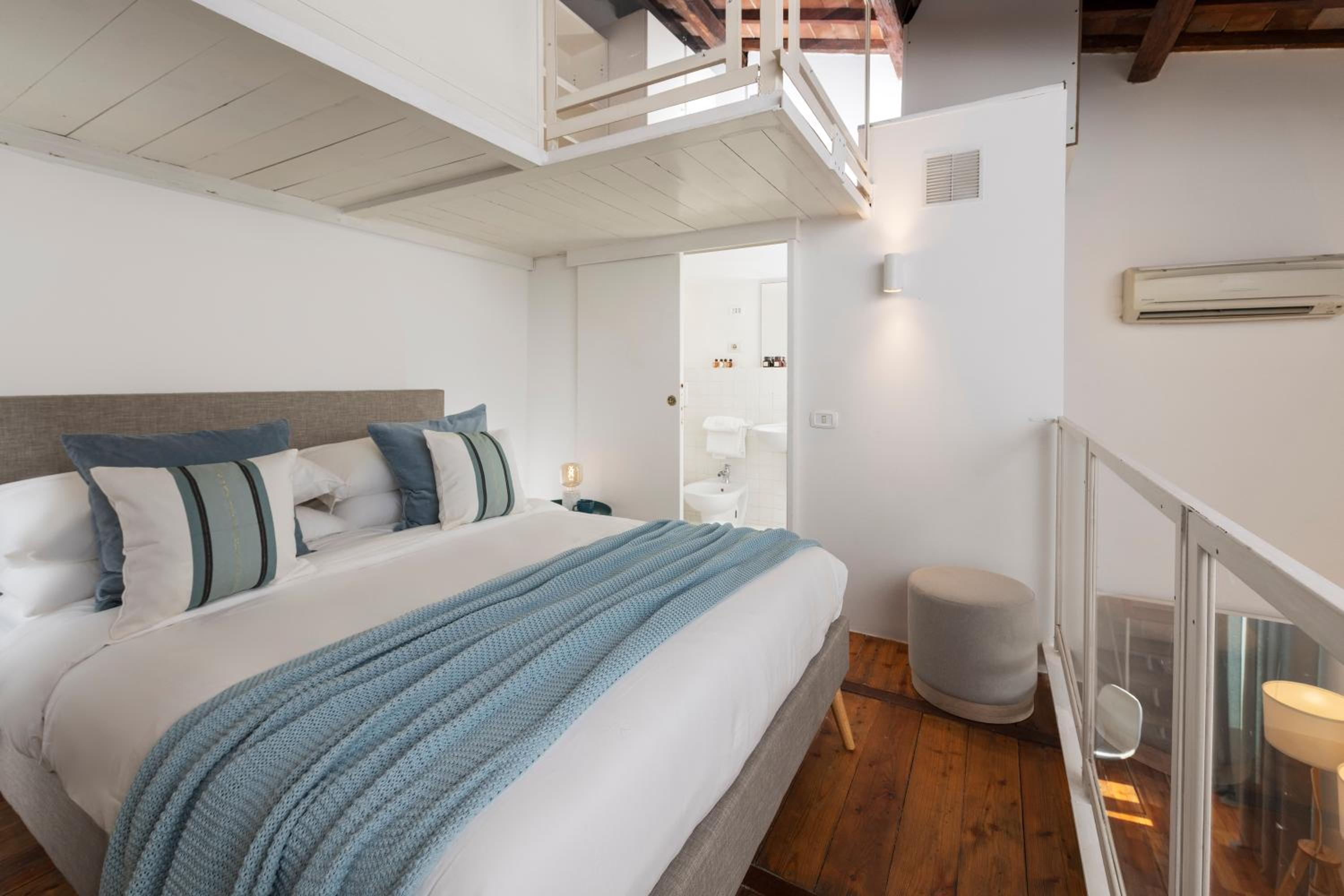 Manara flats in the Heart of Trastevere