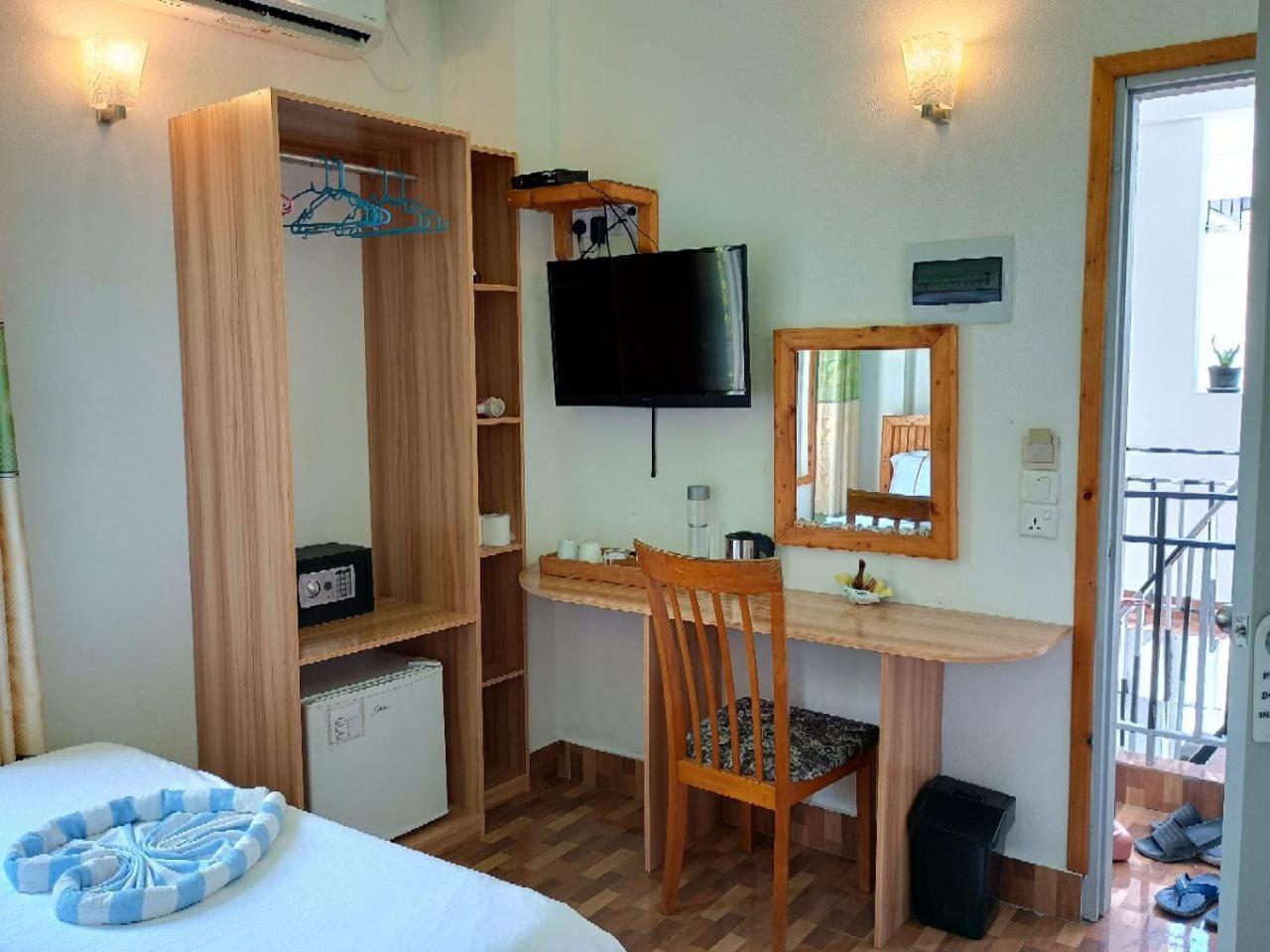 Olhumathi View Inn