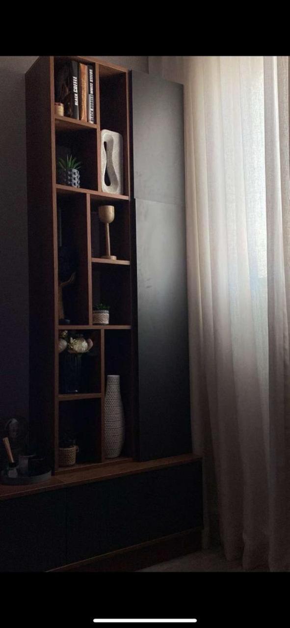 One bedroom apartment with living room