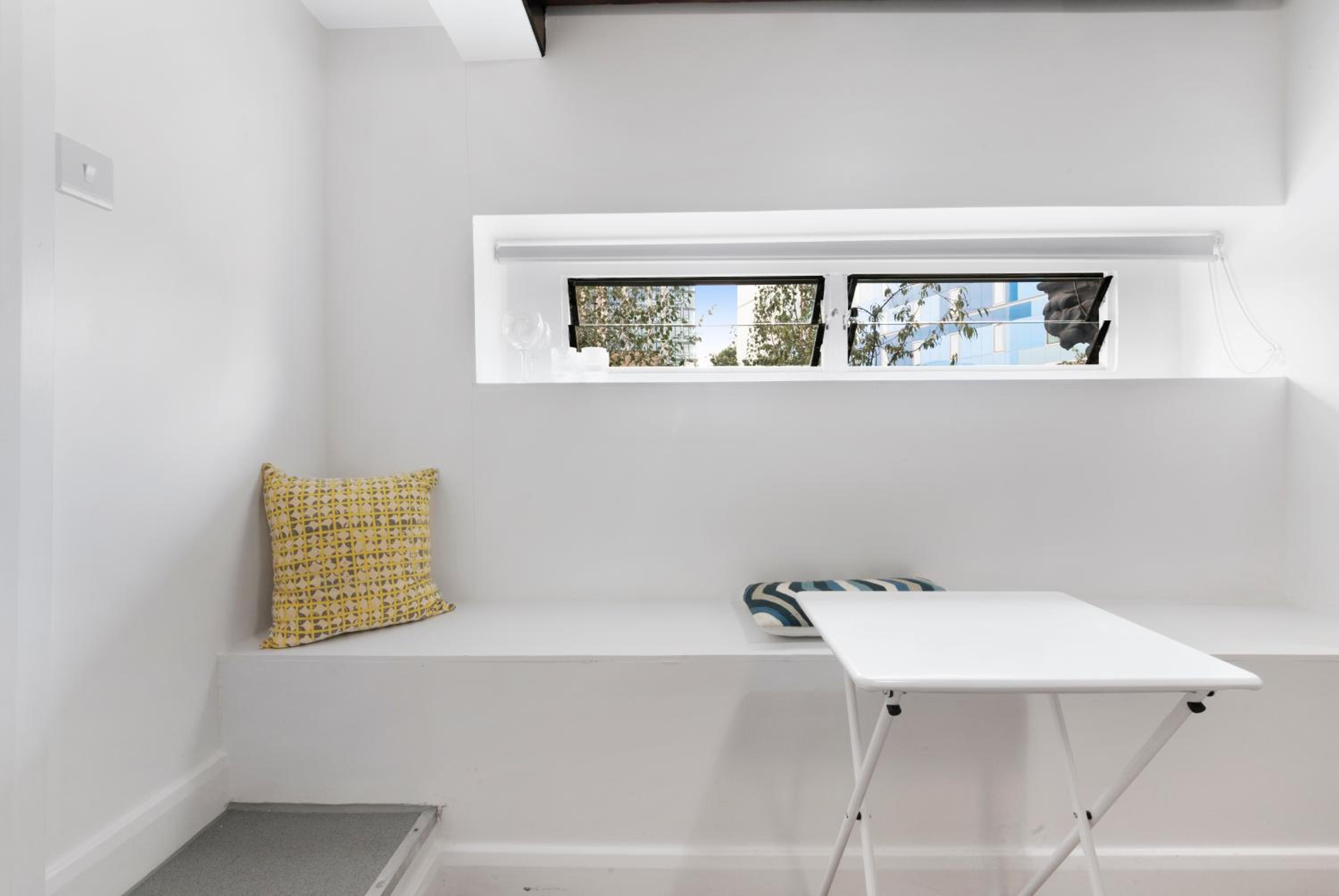 Archway Station Studio - inexpensive pied-à-terre view 4