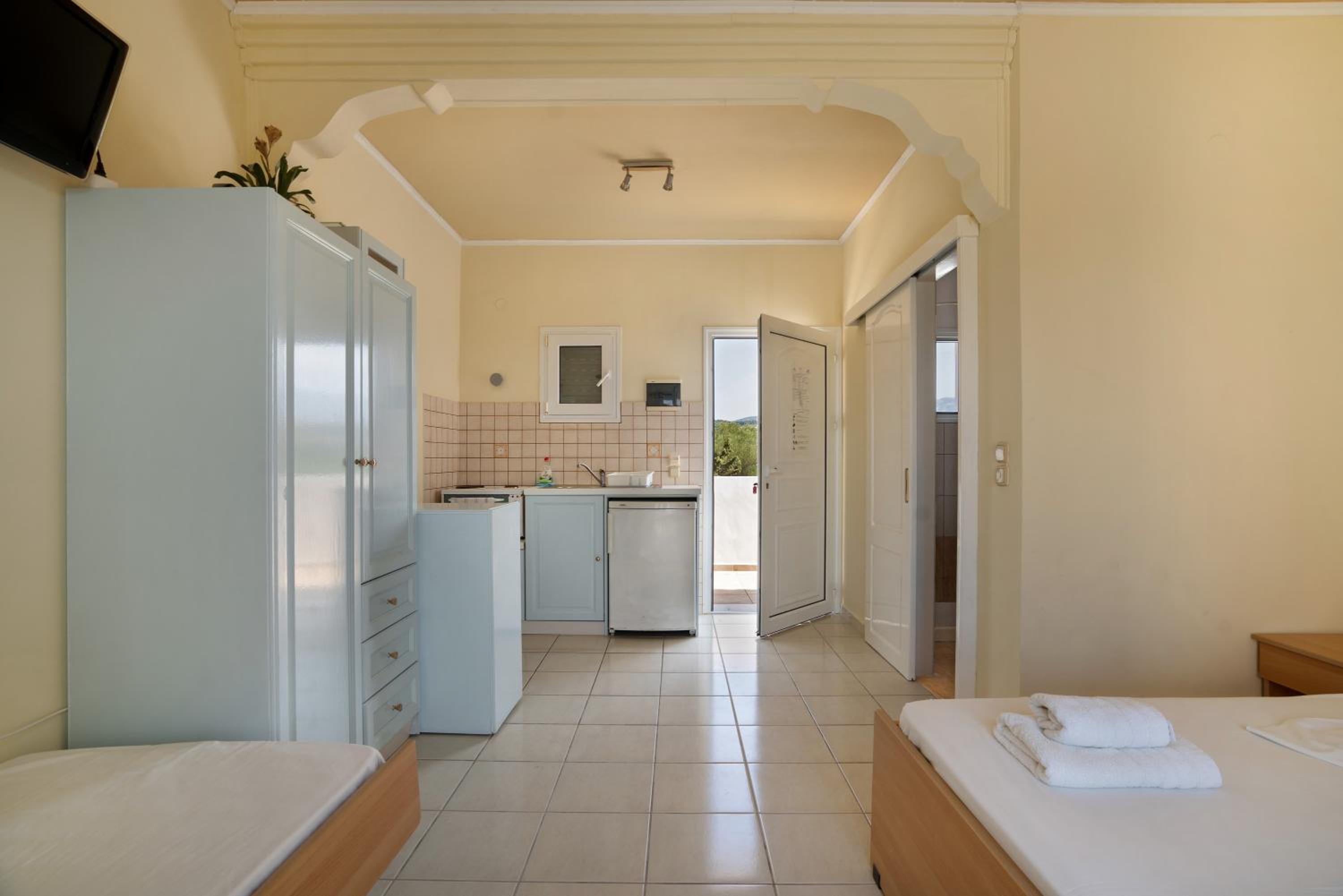 Helena Inn Kefalonia