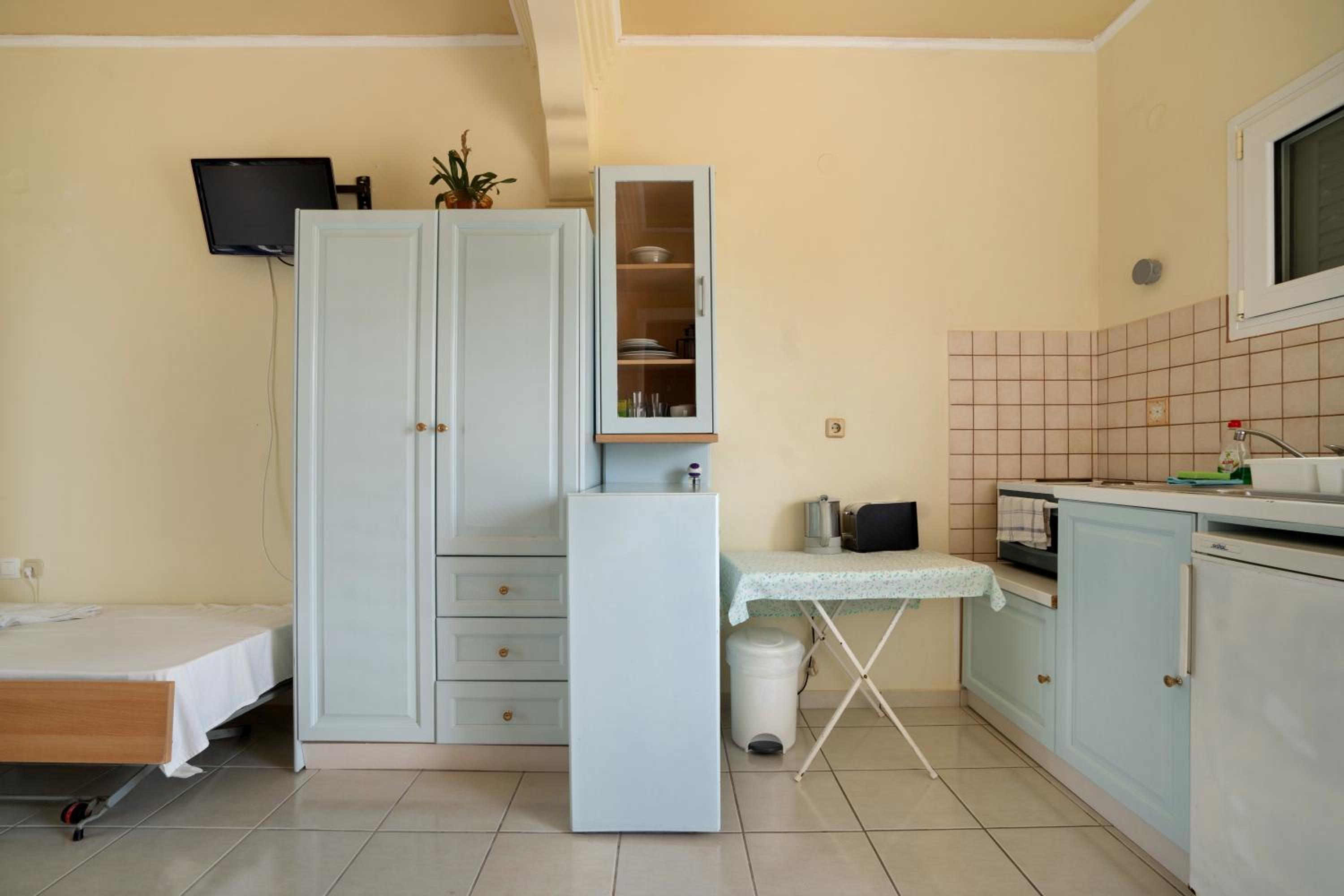 Helena Inn Kefalonia