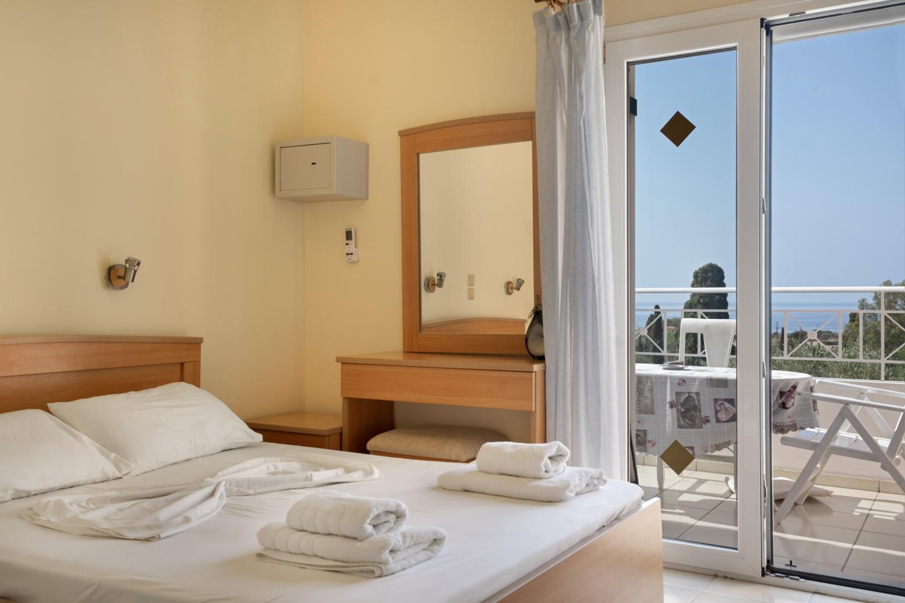 Helena Inn Kefalonia