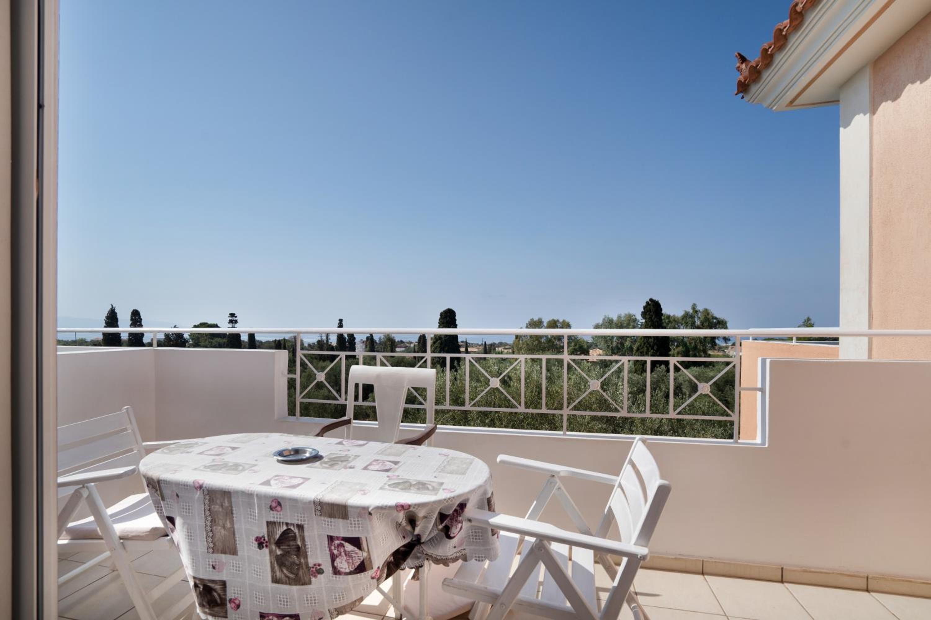 Helena Inn Kefalonia