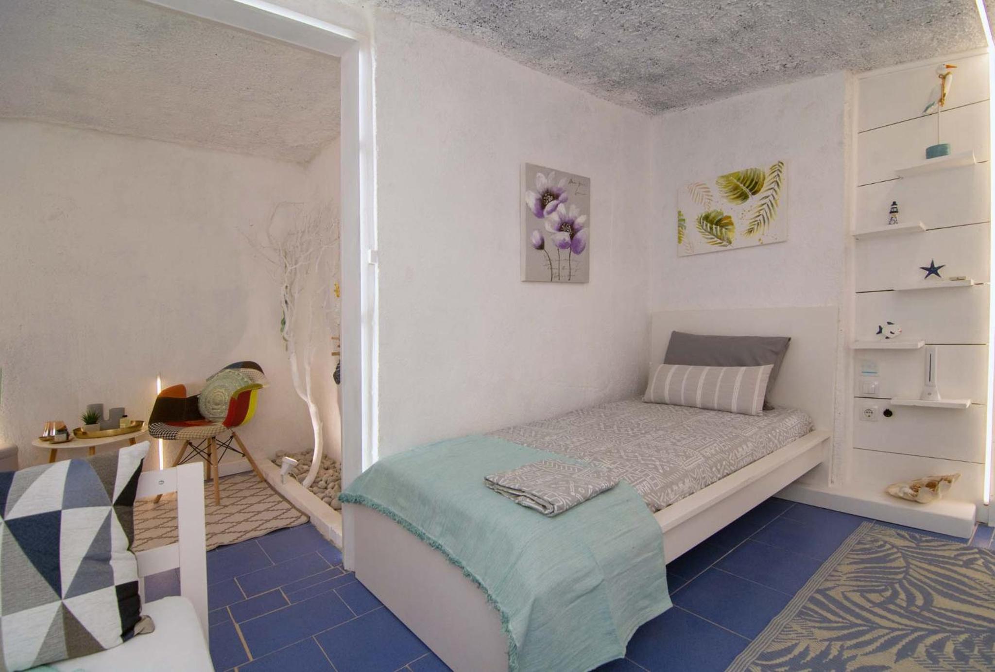 Luxury loving home view photo 4