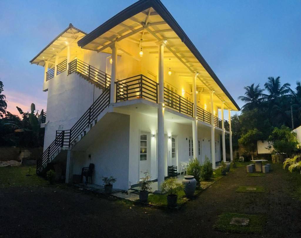 Open Space Luxury Apartments Unawatuna view 4
