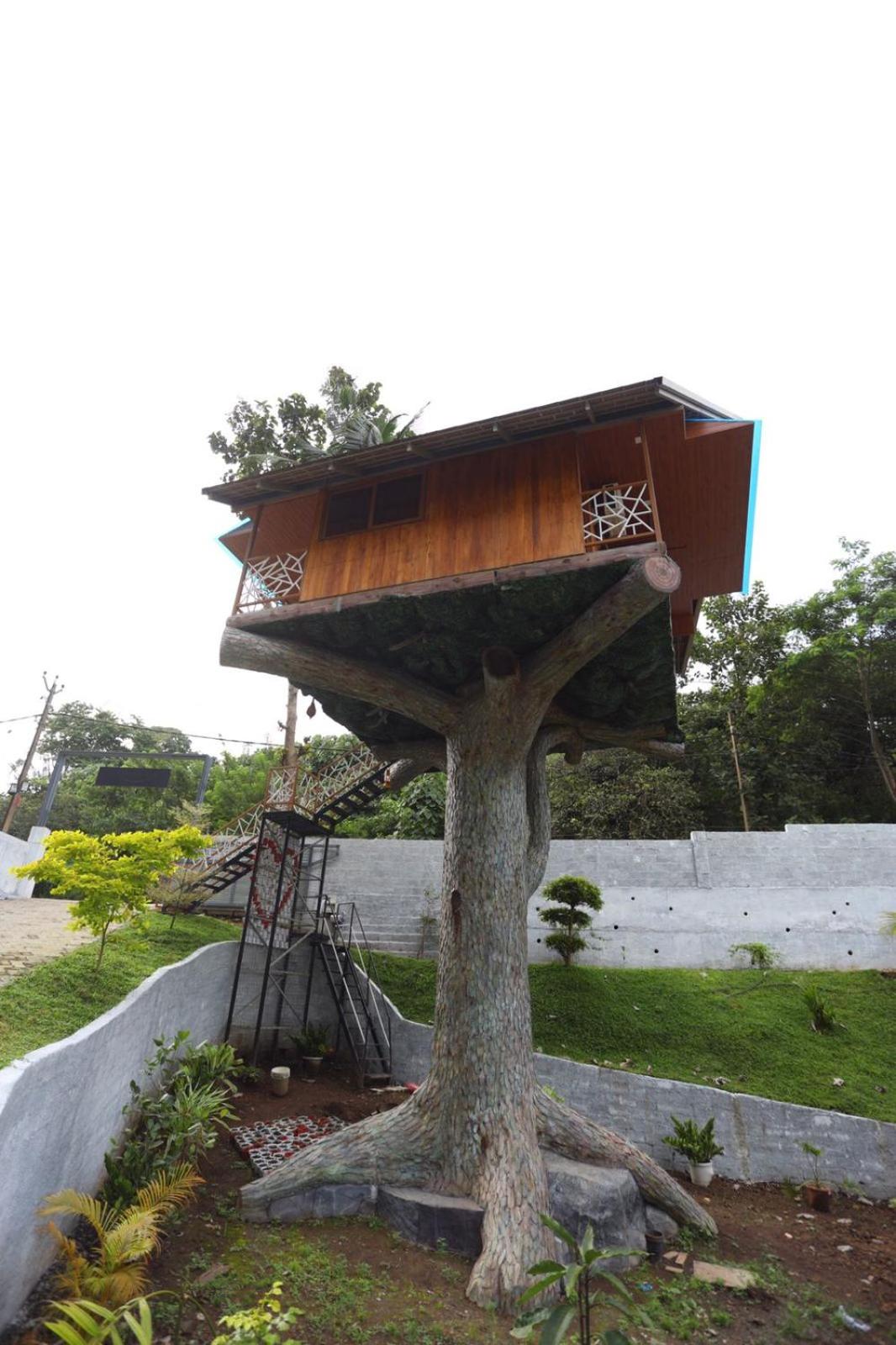Karingens Resort