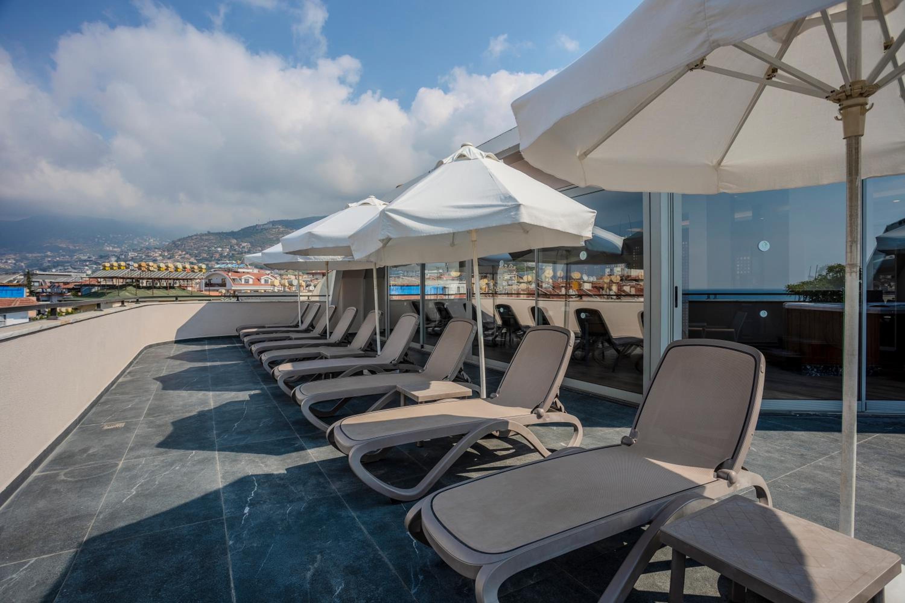 Green Garden City Luxury Apartments - Image 41