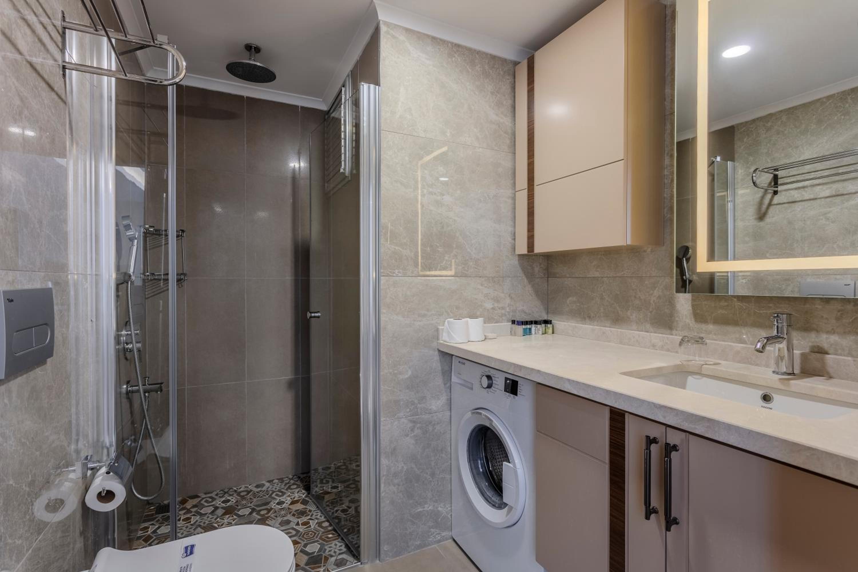 Green Garden City Luxury Apartments - Image 44