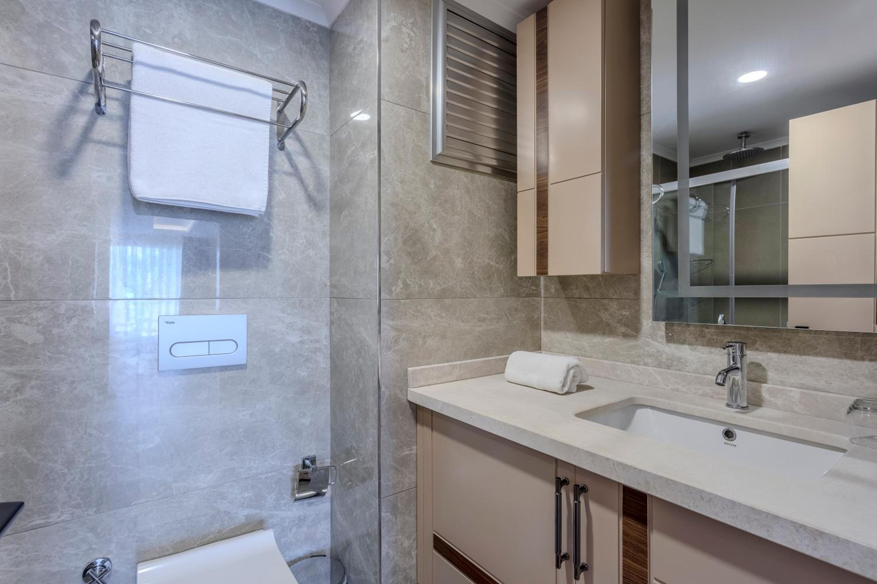 Green Garden City Luxury Apartments - Image 50