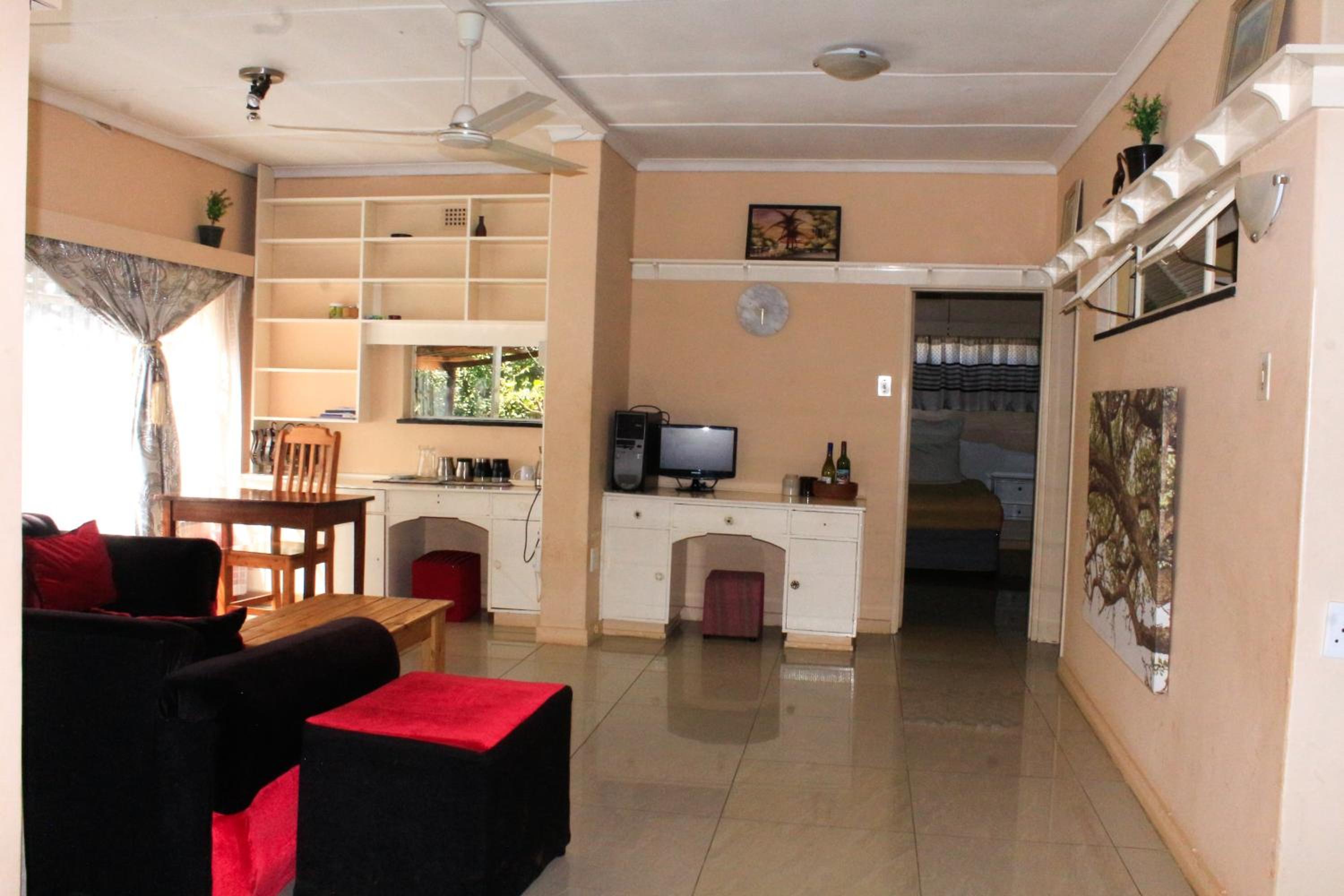 The Big Five Bed and breakfast