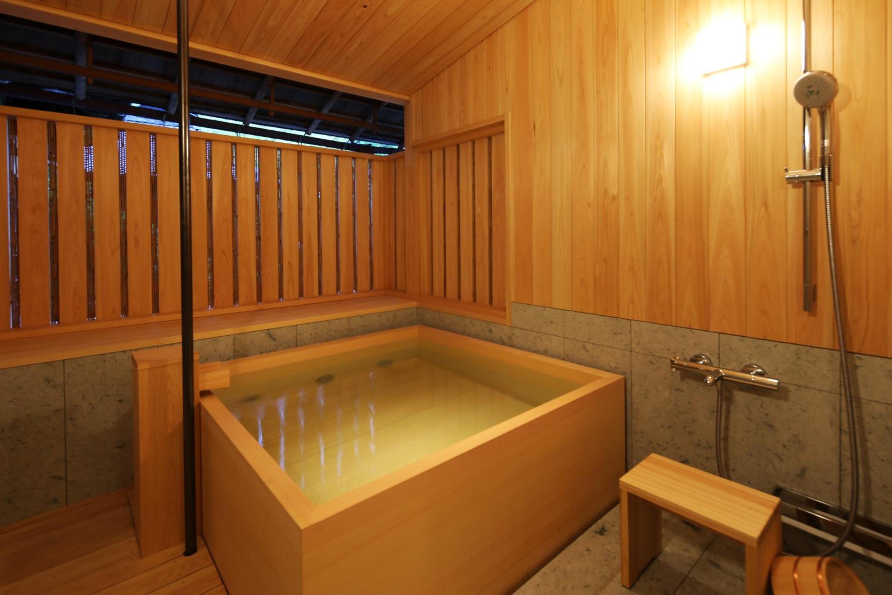 Nishimuraya Honkan