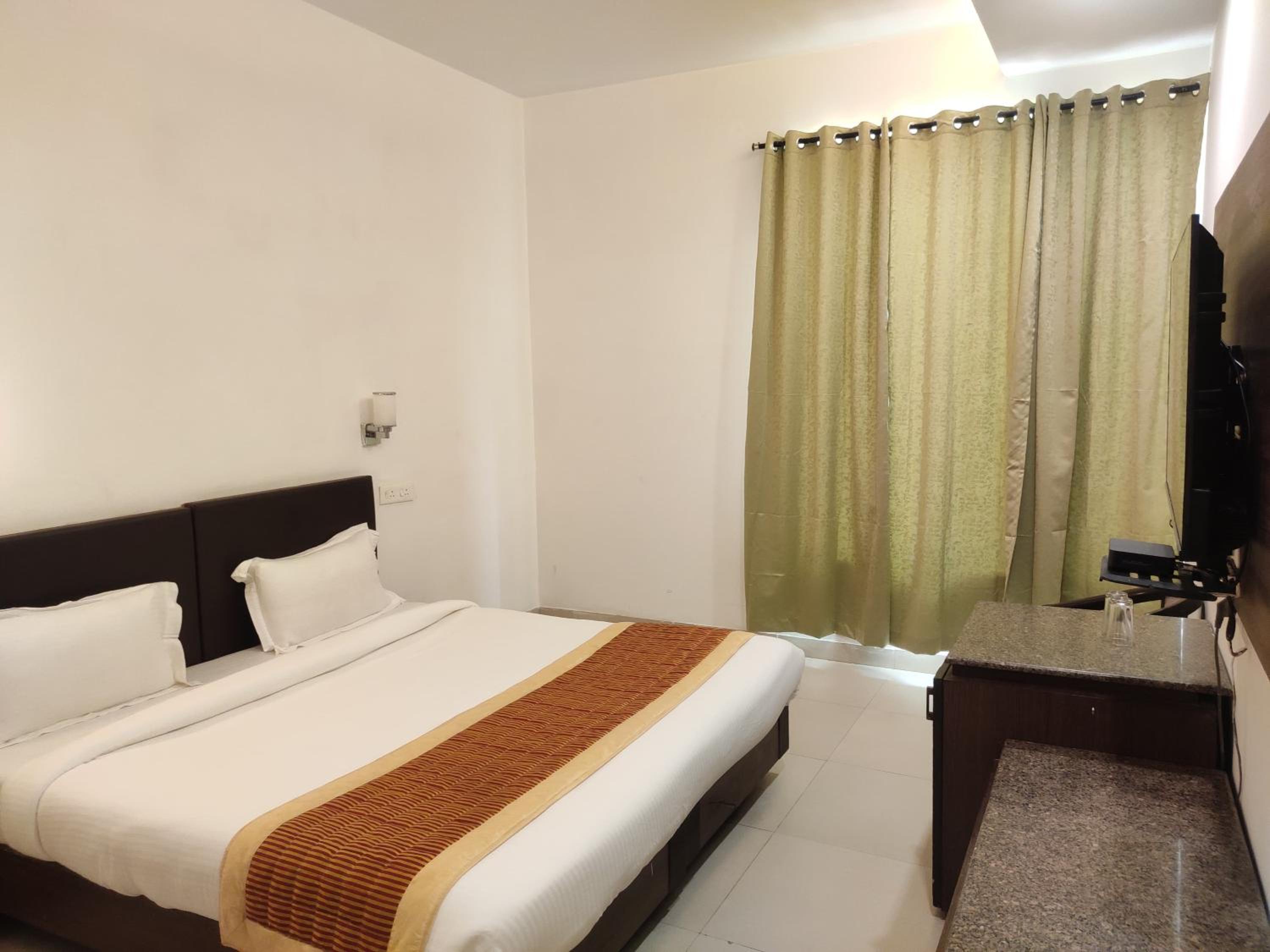 Pacific Inn Green, Gurgaon