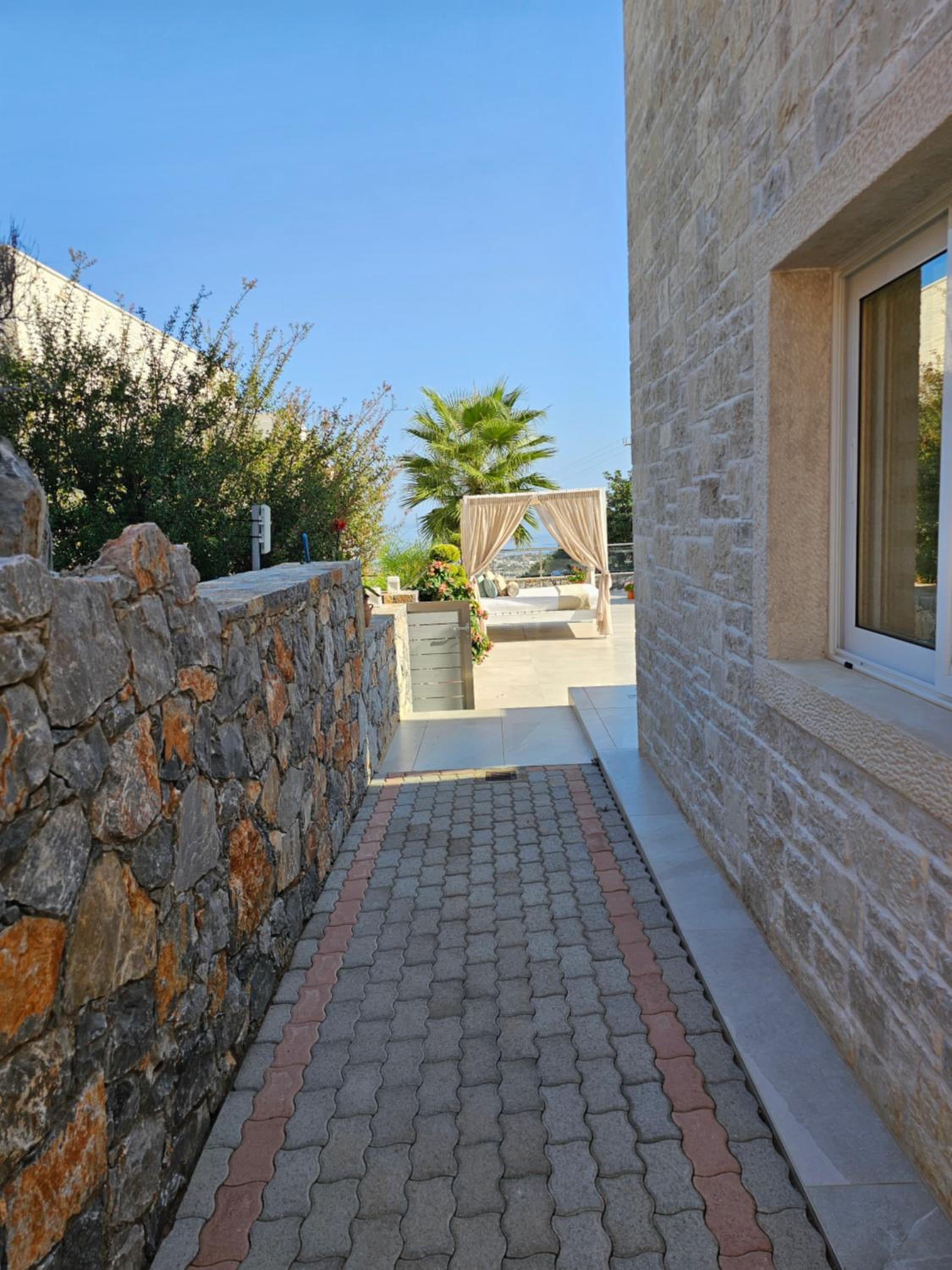 Villa petros