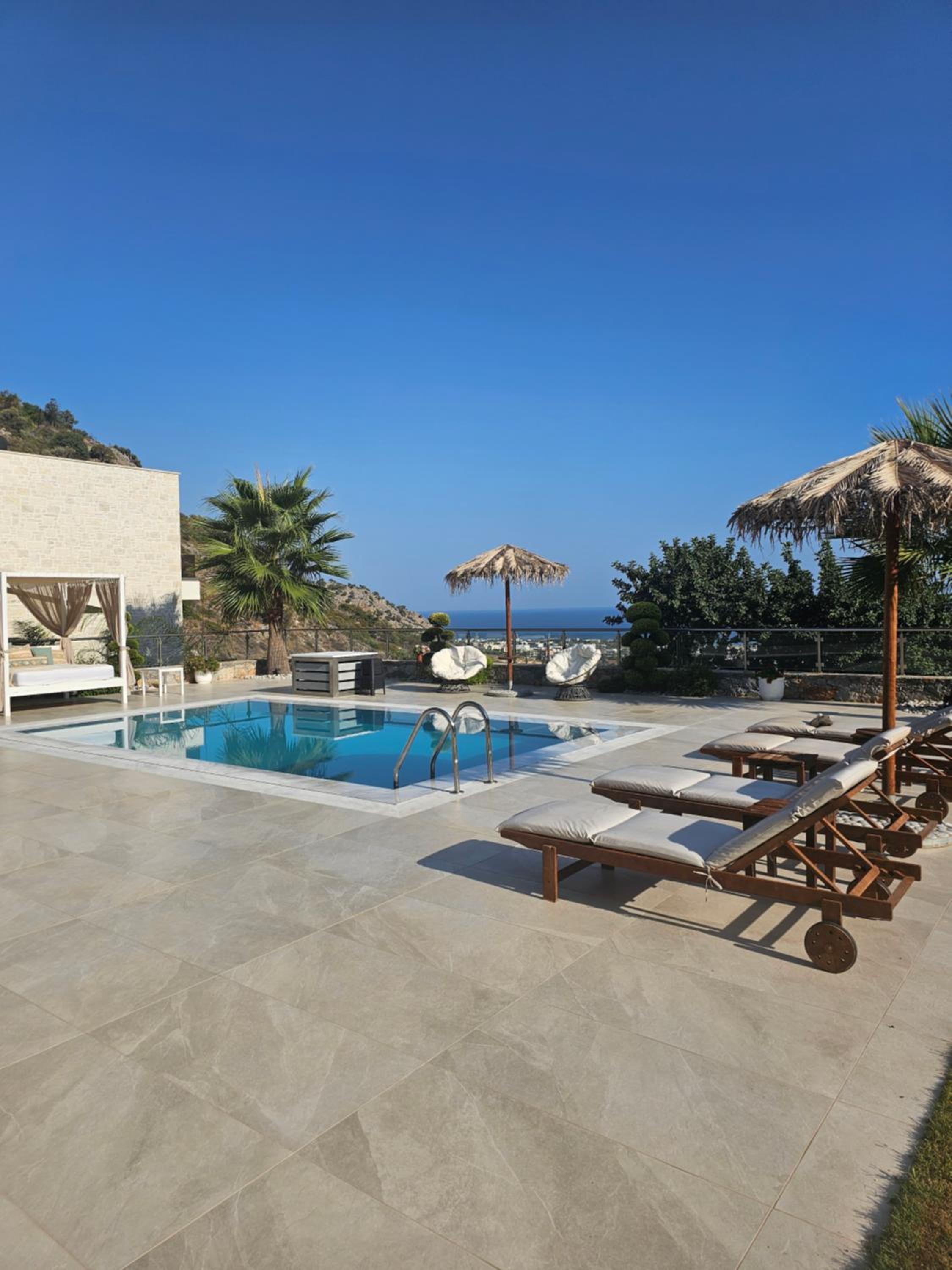 Villa petros