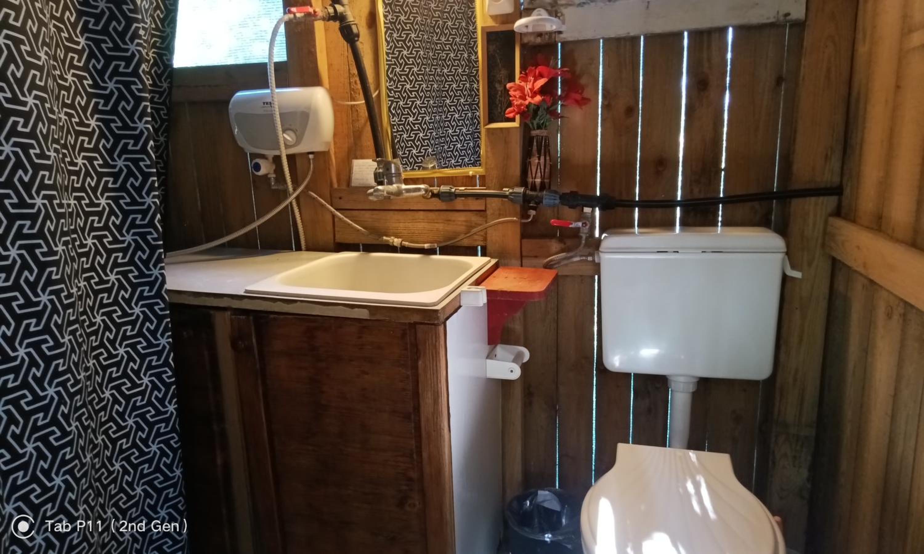 Granichar 1 Caravan