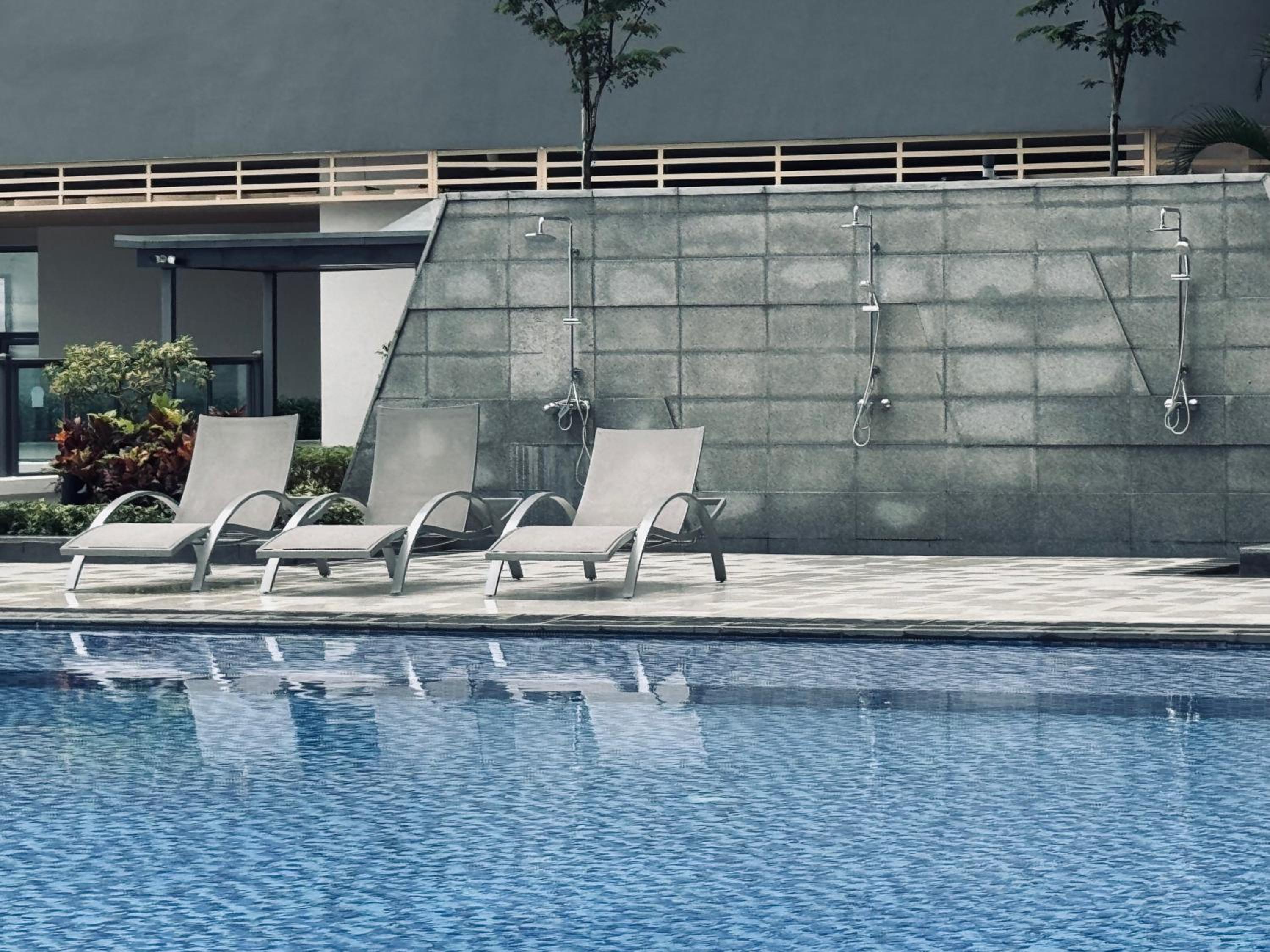 R&F Princess Sea Breeze 3BR w Balcony 5mins CIQ