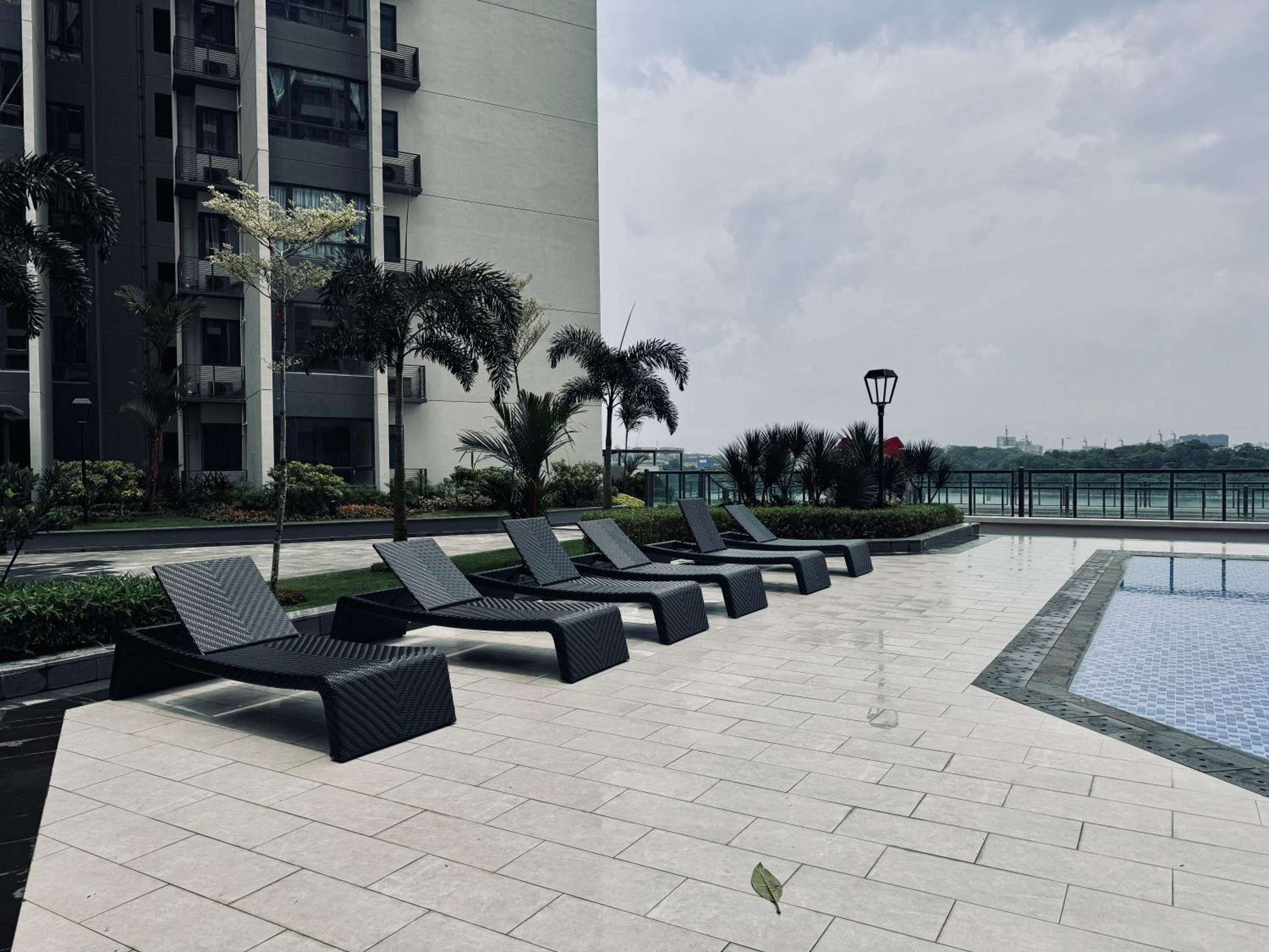 R&F Princess Sea Breeze 3BR w Balcony 5mins CIQ