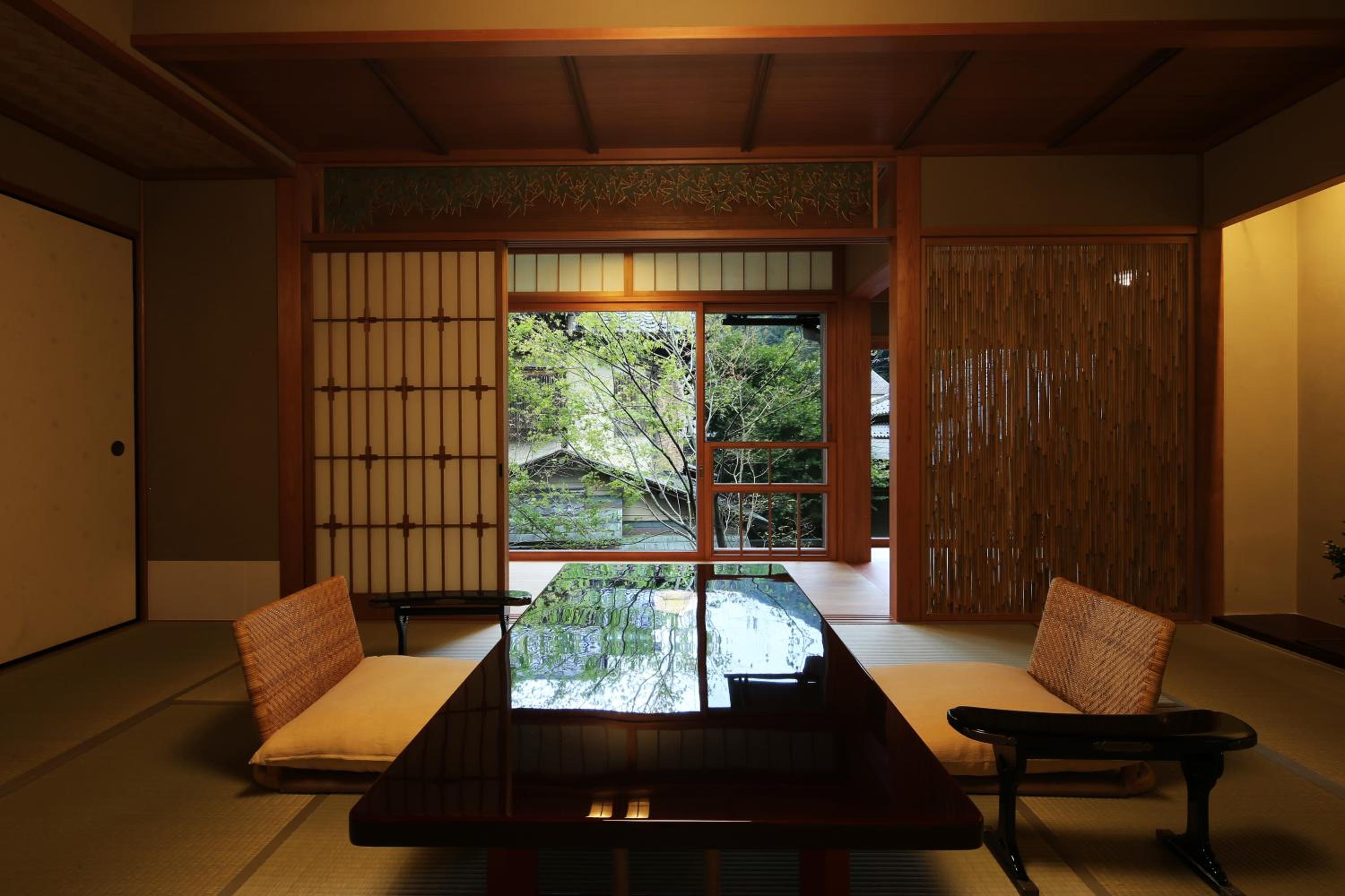 Nishimuraya Honkan