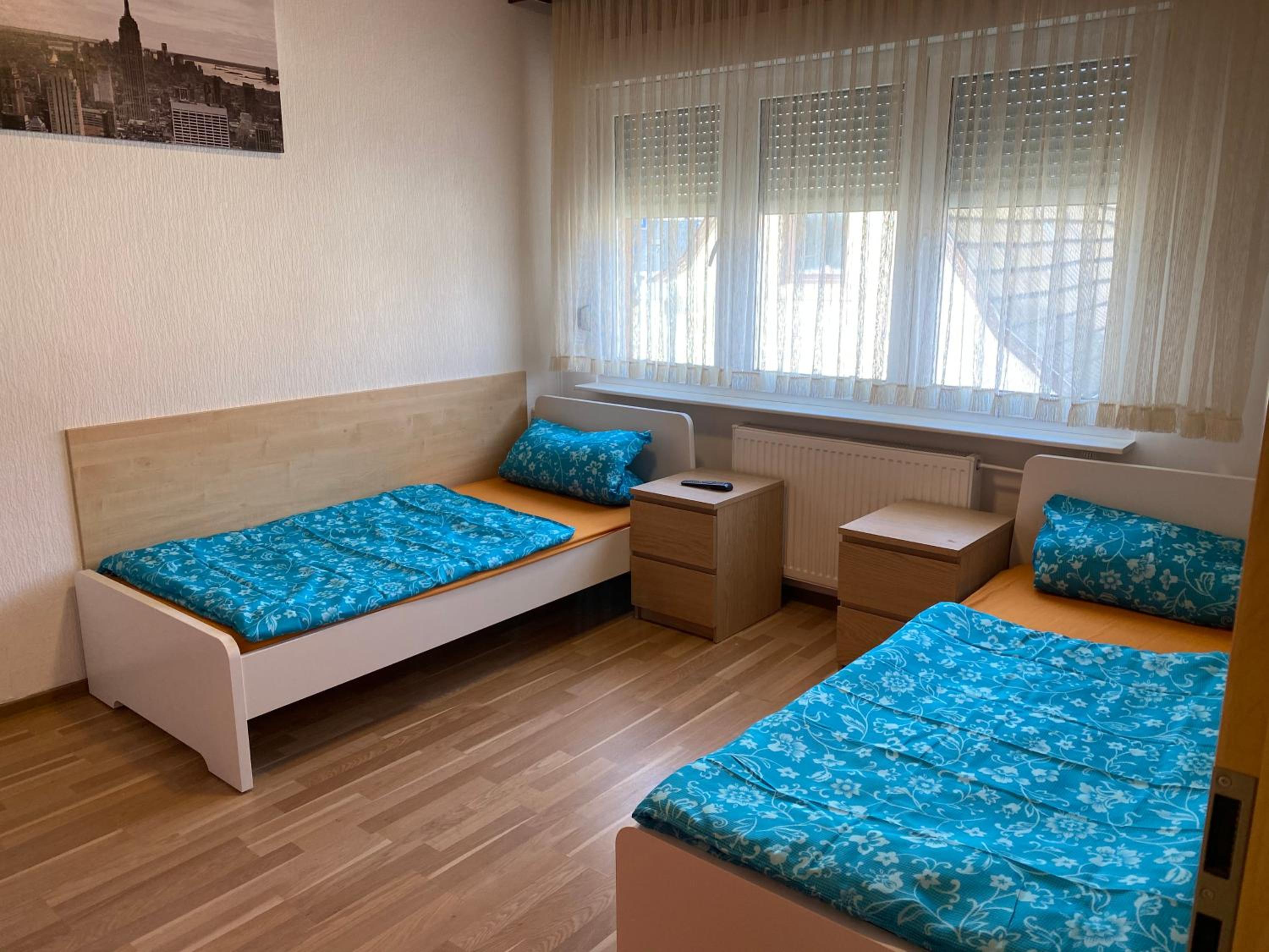 Wohnung mit 4 Schlafzimmer, bis 6 Personen, Privatparkplatz