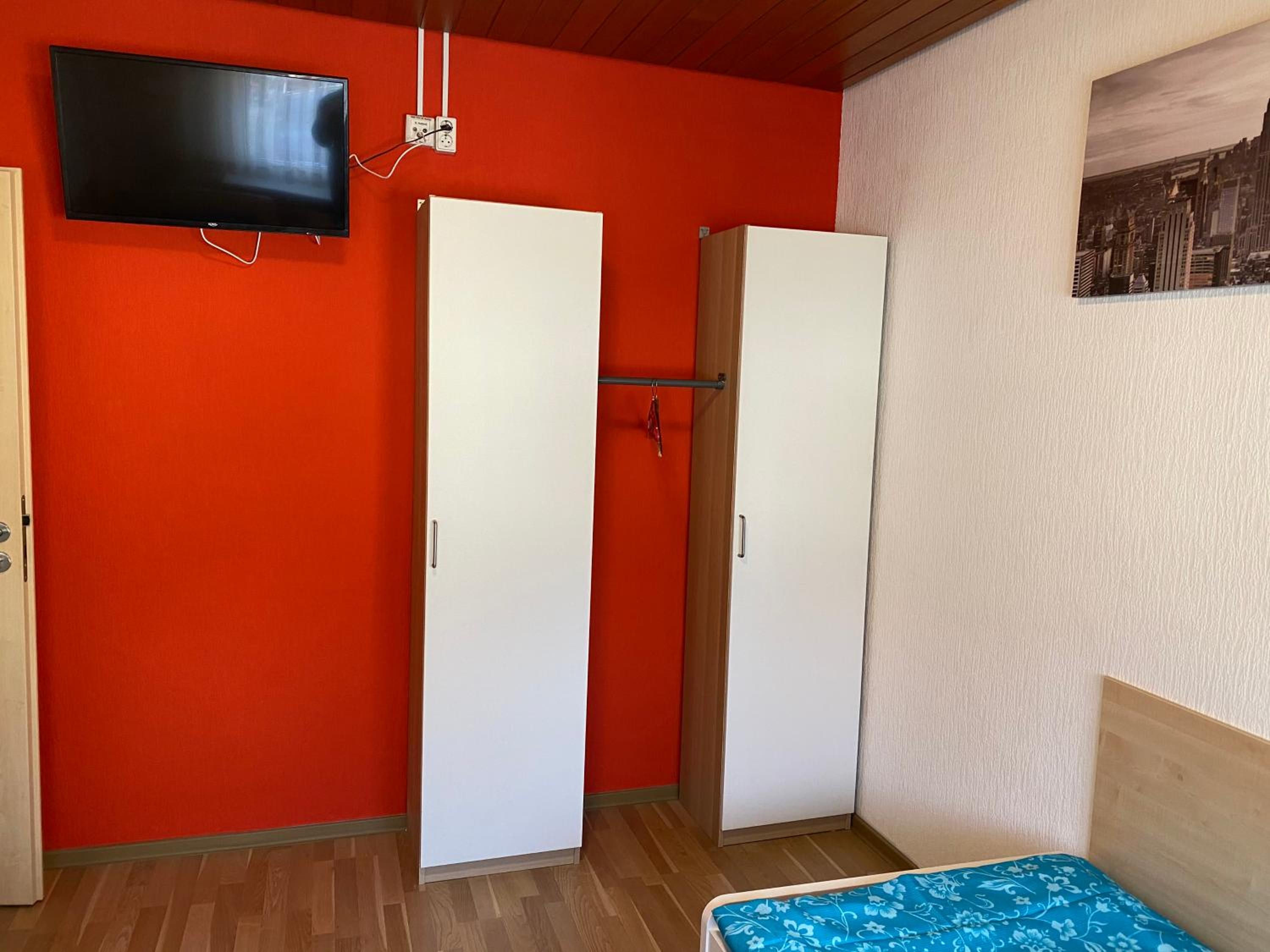 Wohnung mit 4 Schlafzimmer, bis 6 Personen, Privatparkplatz