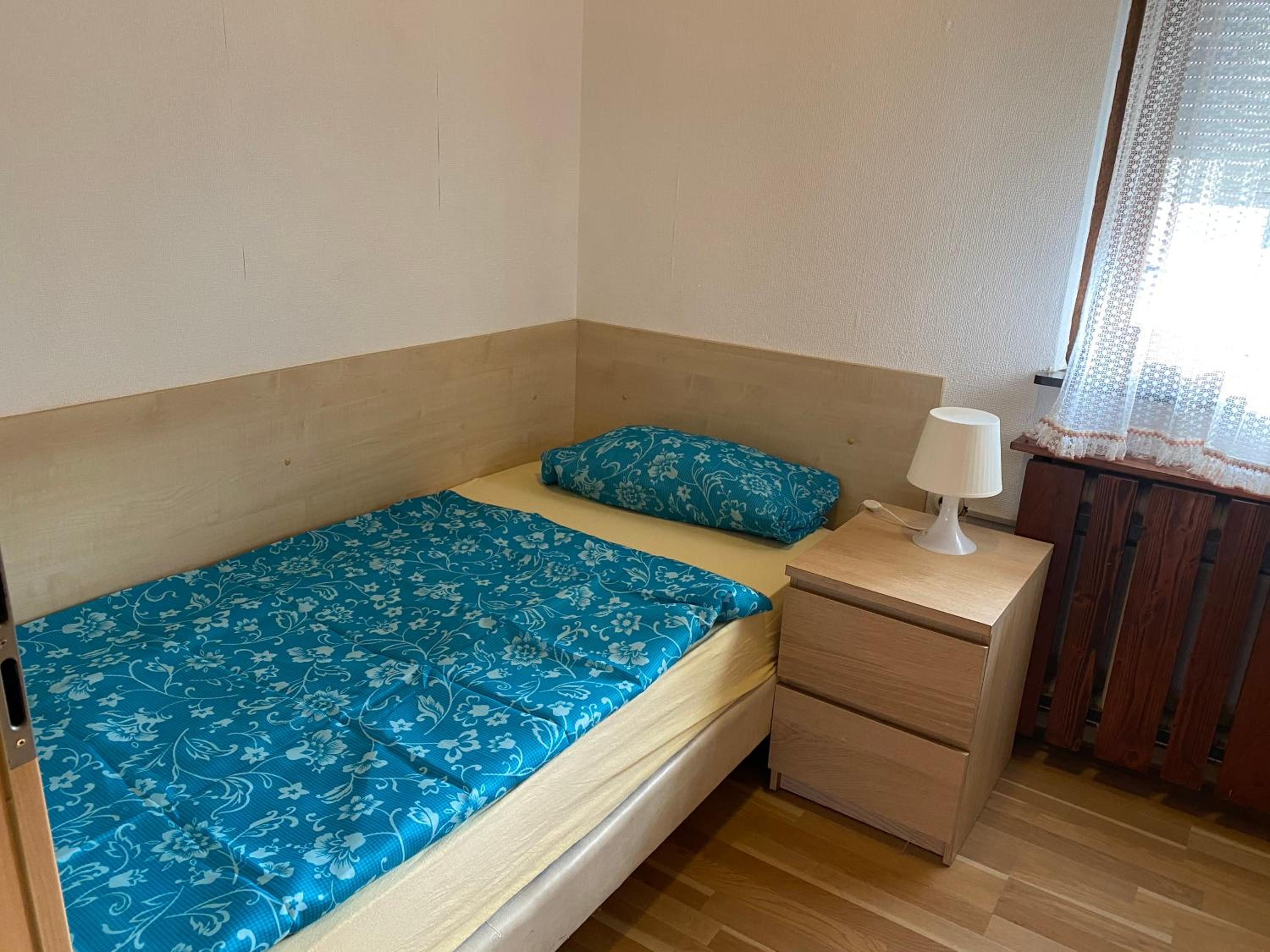Wohnung mit 4 Schlafzimmer, bis 6 Personen, Privatparkplatz