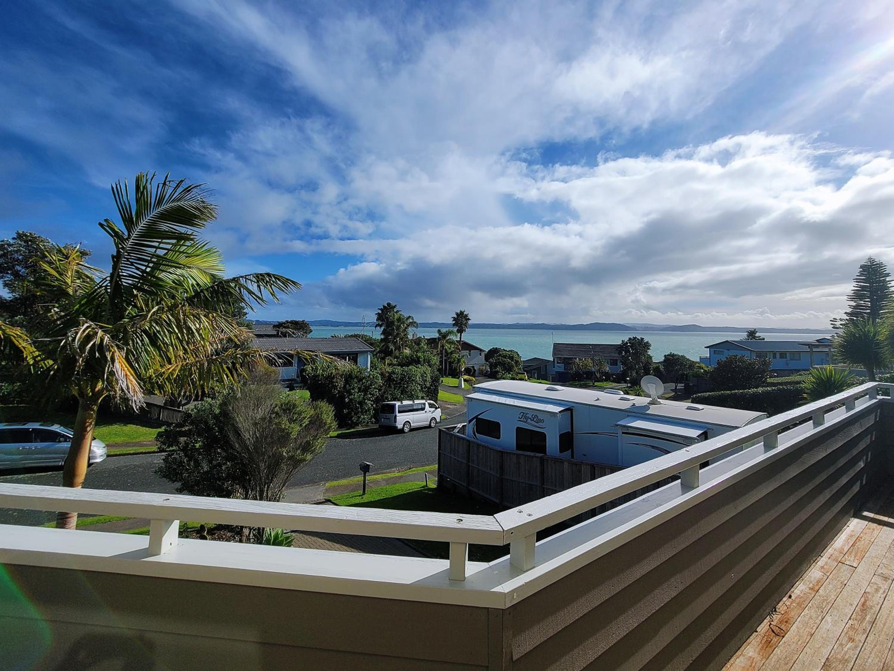 Sea view 5 bedroom holiday house view 5