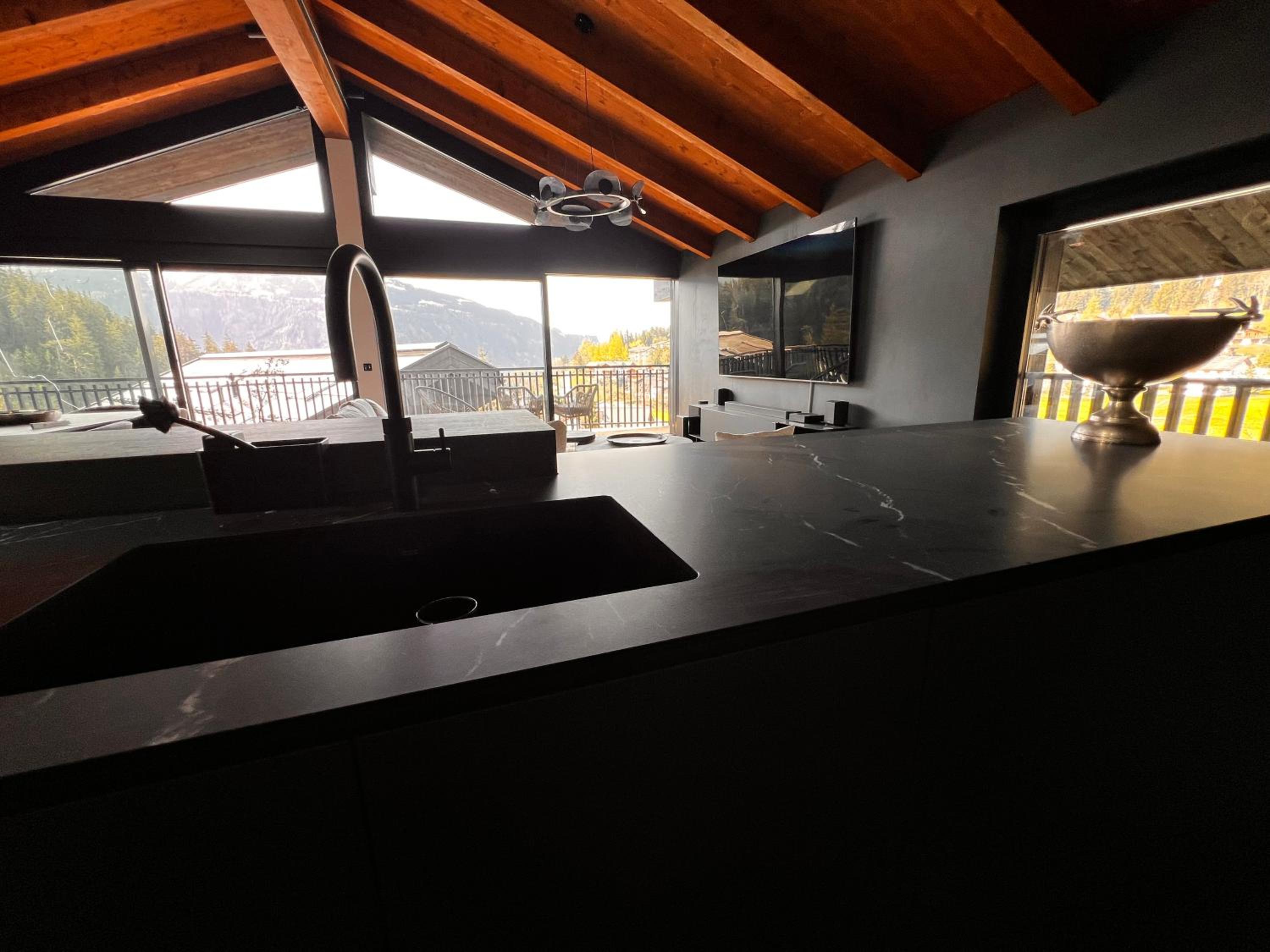 Black Summit Boutique Resort Laax