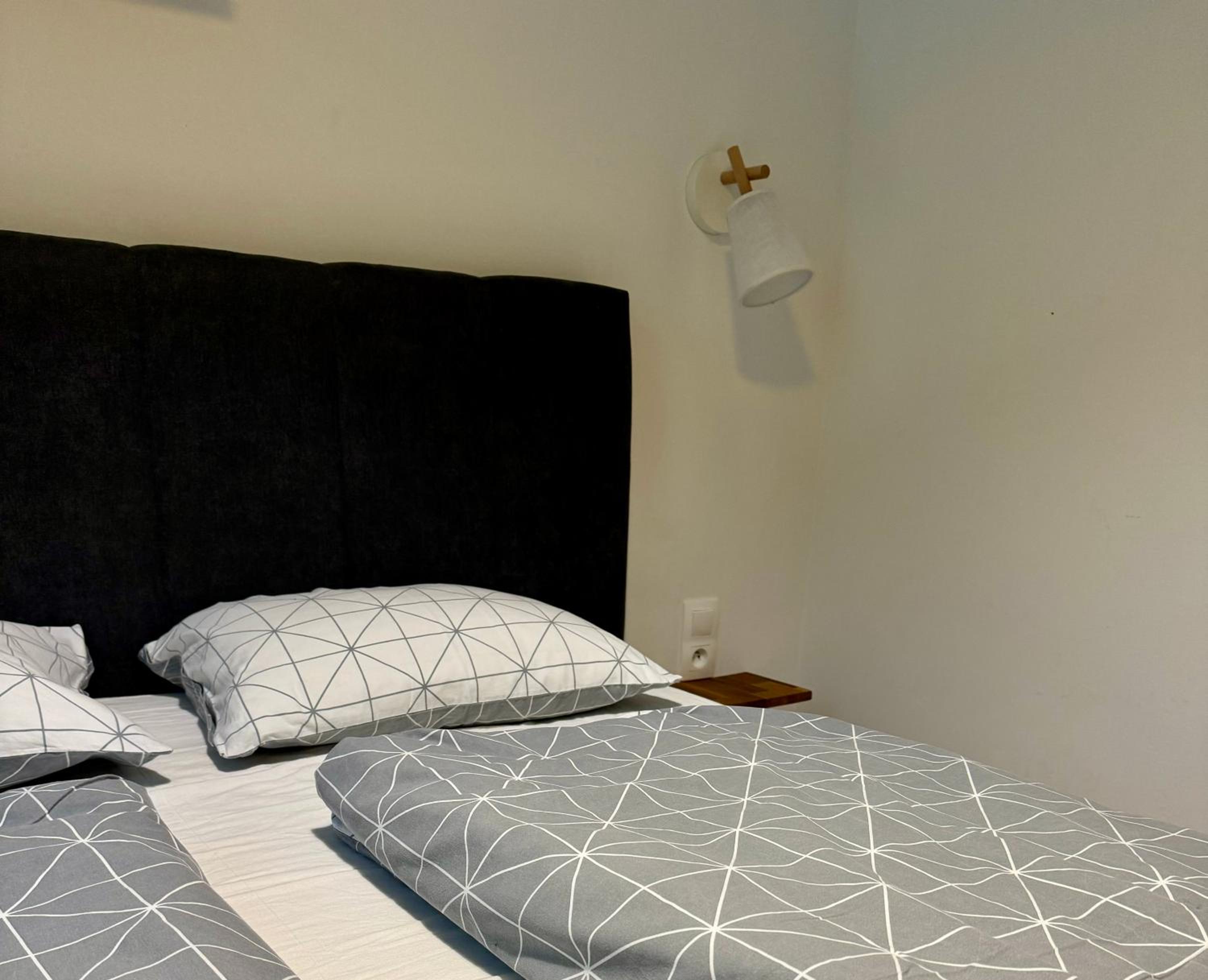 Lovely 1-bedroom vacation home with free parking