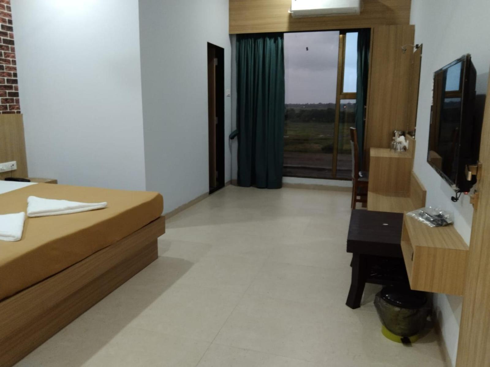Hotel Sai Aakanksha view 2
