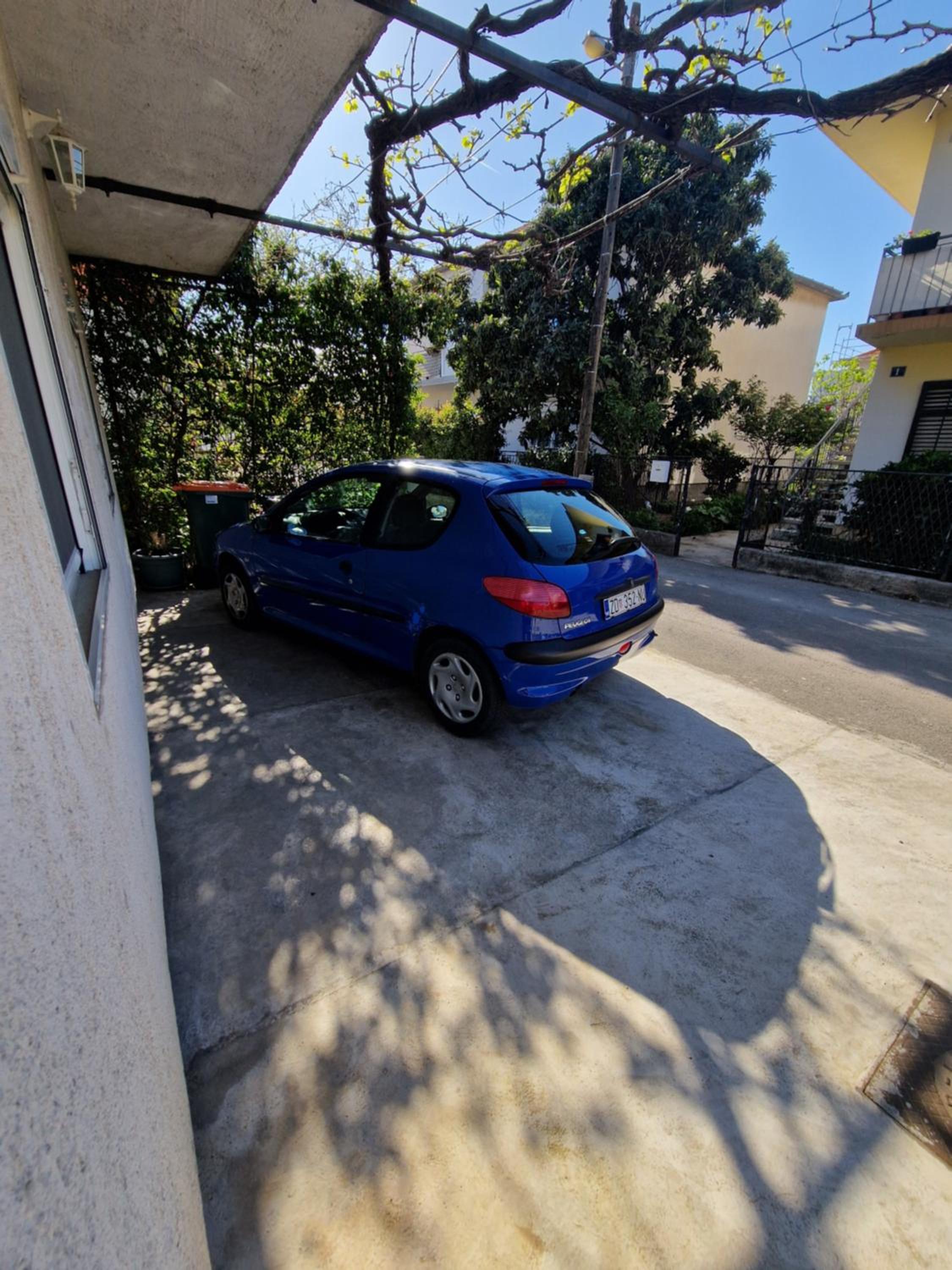 Photo 21