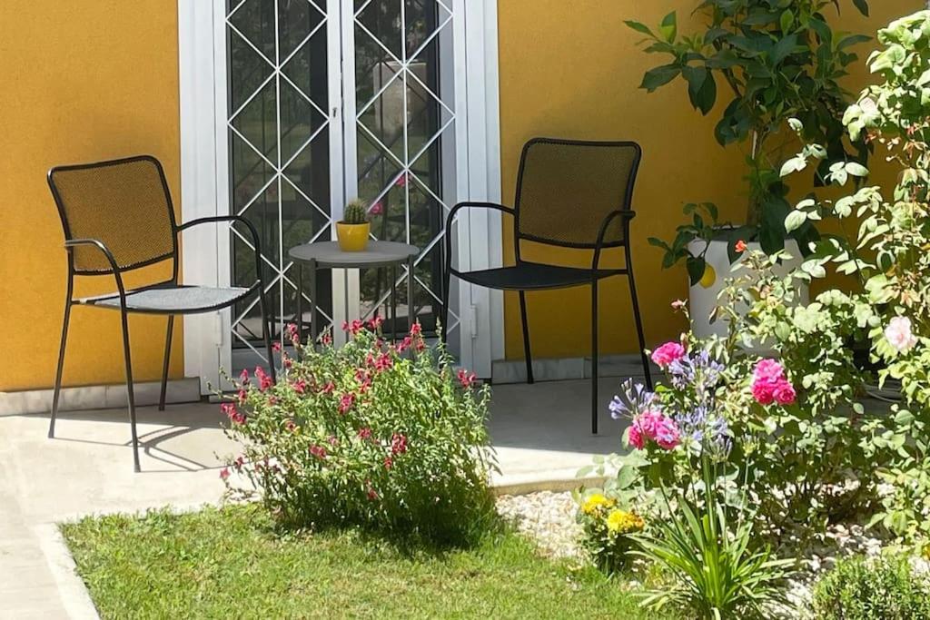 to ble Künstlersteinhaus mit Garten Barrierefrei