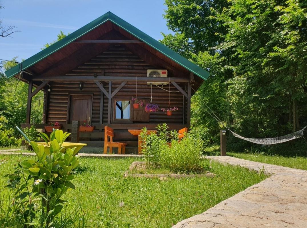 Cabin House Dubovik view 3