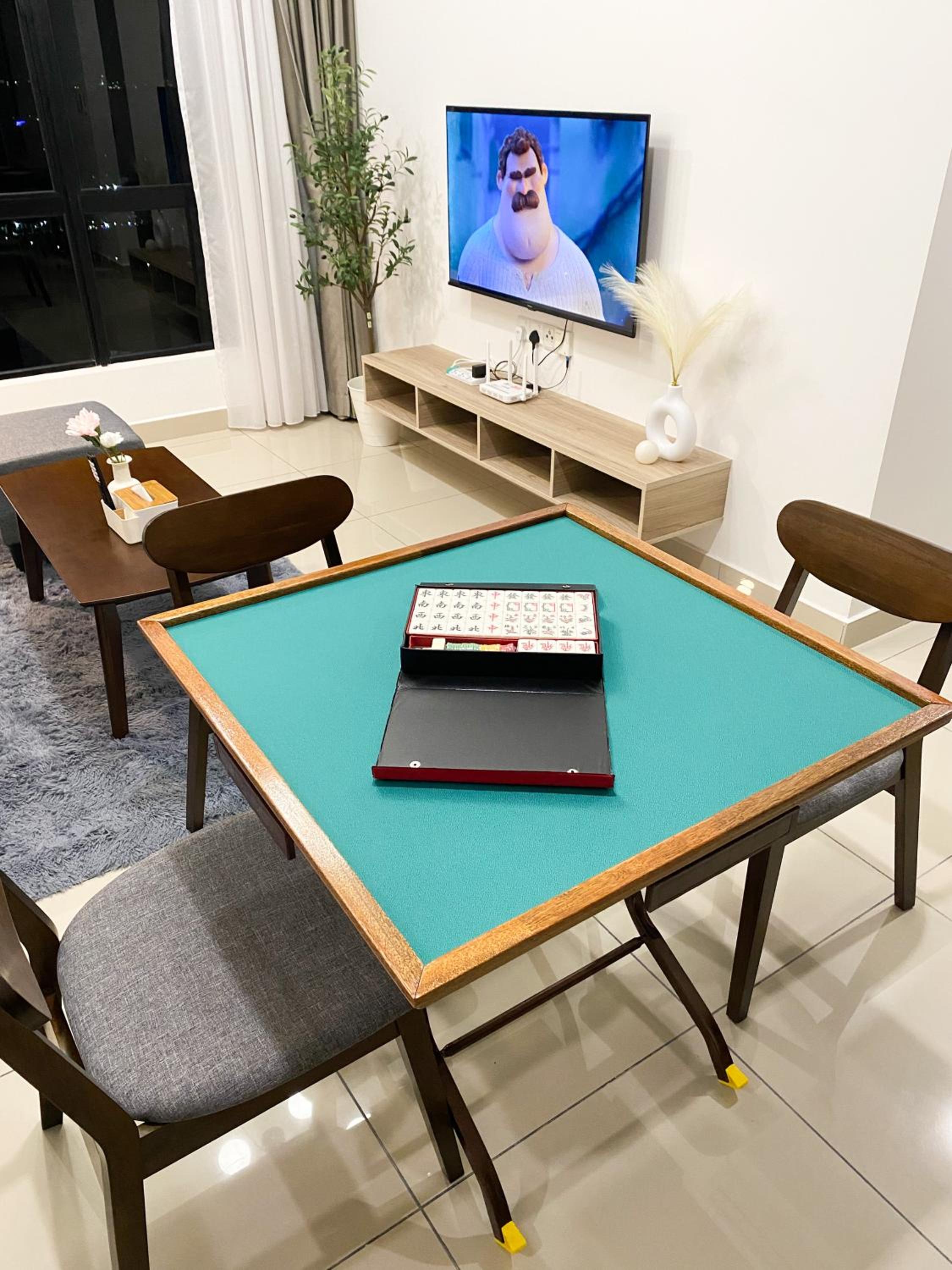 Veranda-2BR,4pax I 5mins to CIQ and KSL I Fast-Wifi