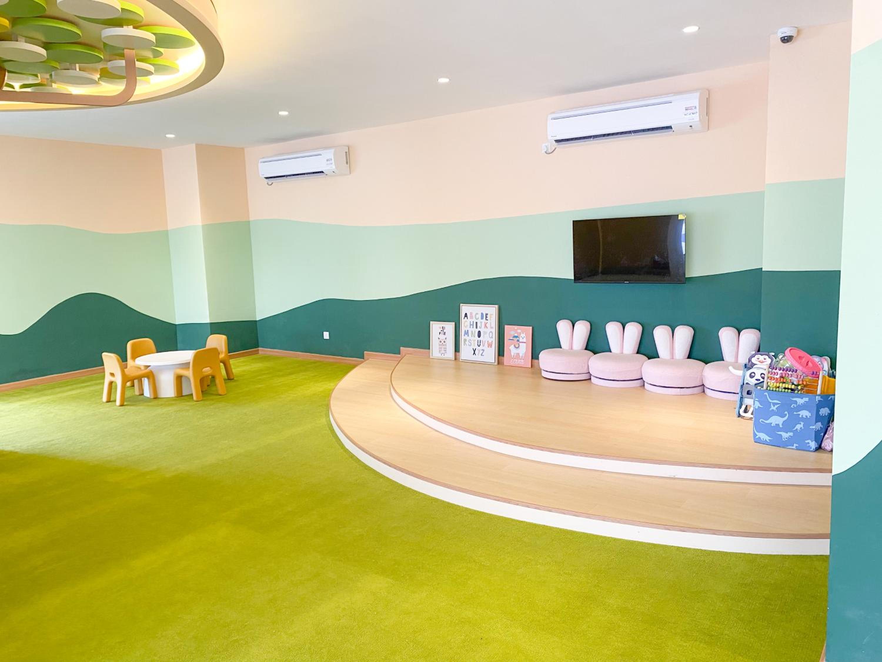 Veranda-2BR,4pax I 5mins to CIQ and KSL I Fast-Wifi