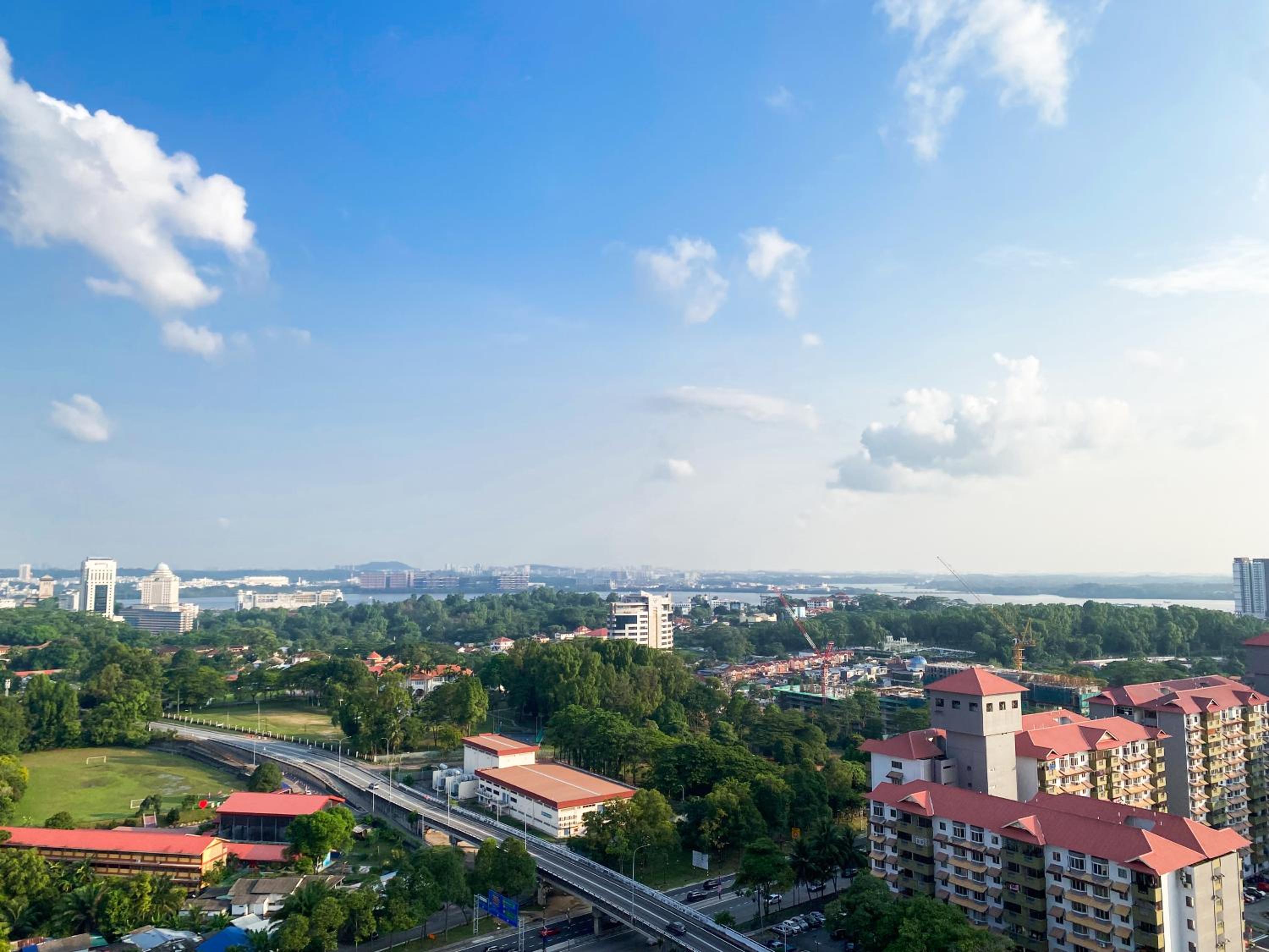 Veranda-2BR,4pax I 5mins to CIQ and KSL I Fast-Wifi