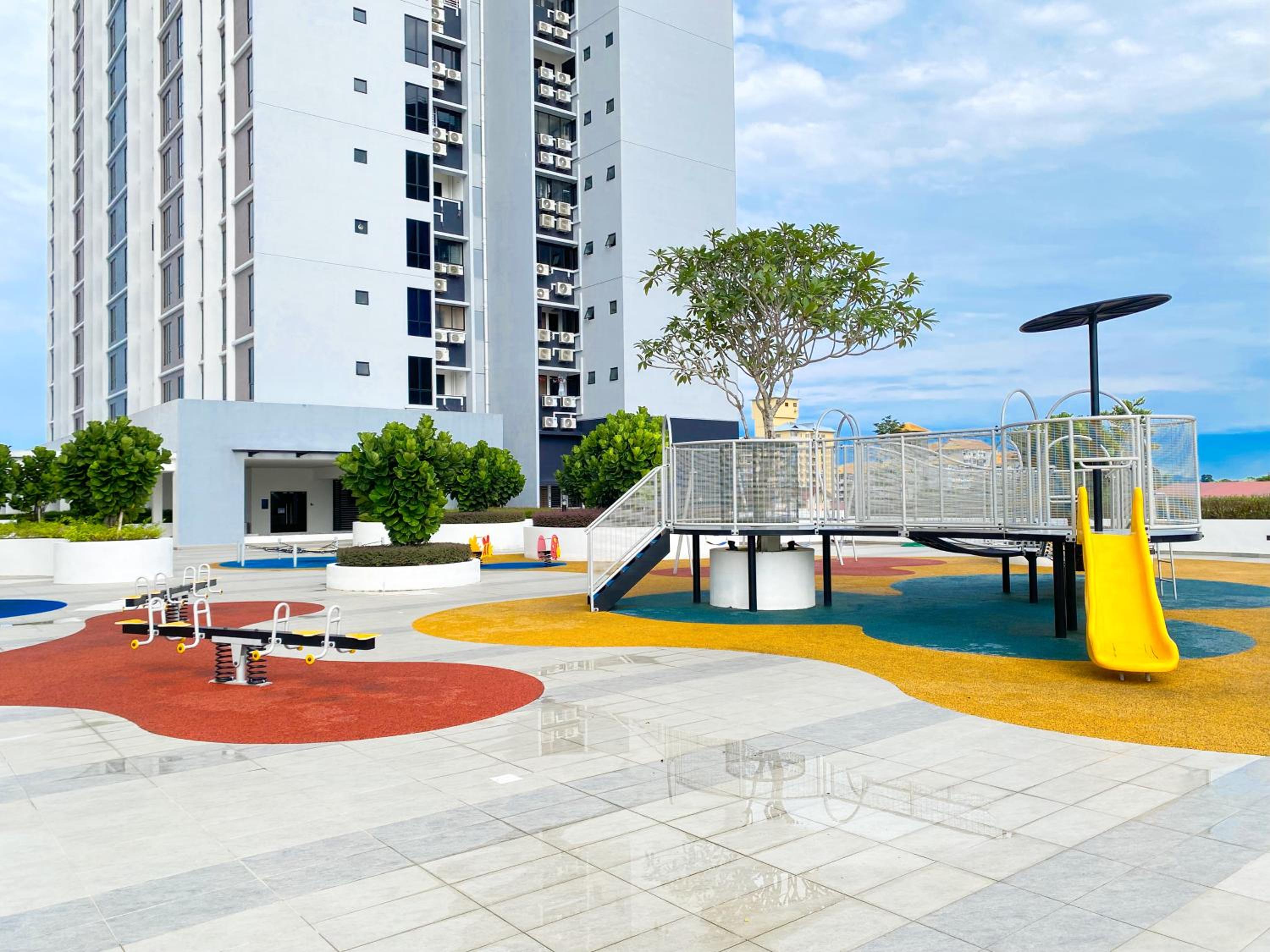 Veranda-2BR,4pax I 5mins to CIQ and KSL I Fast-Wifi