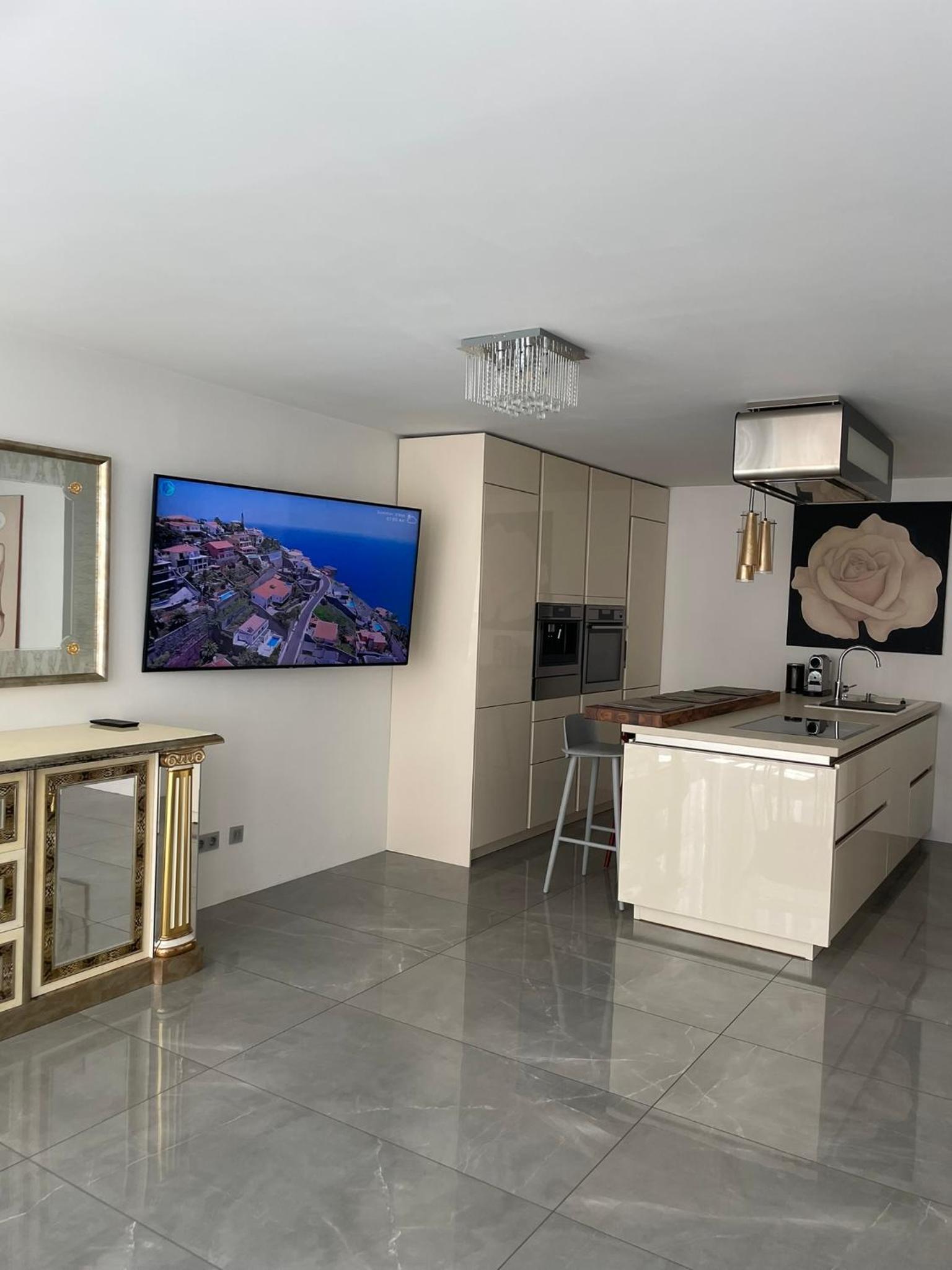Luxurious 2 Bedroom Apartment Old City