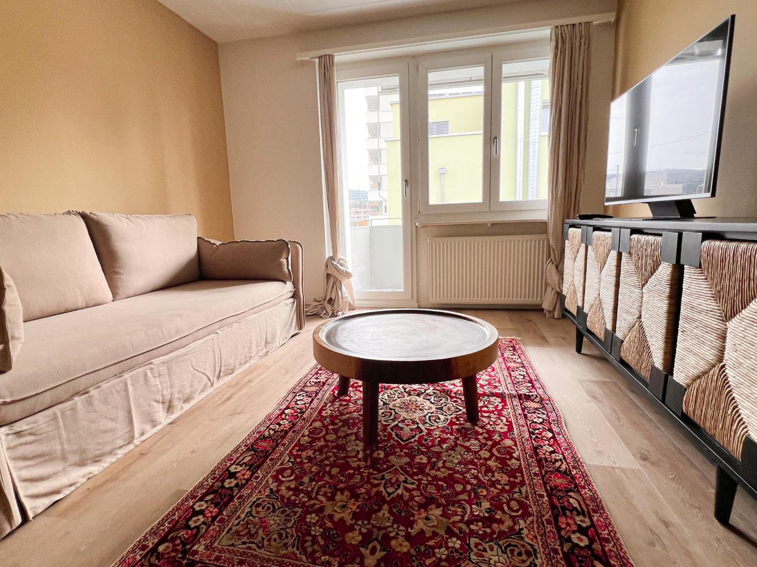 UP&GREAT Apartments - Stylish City Living