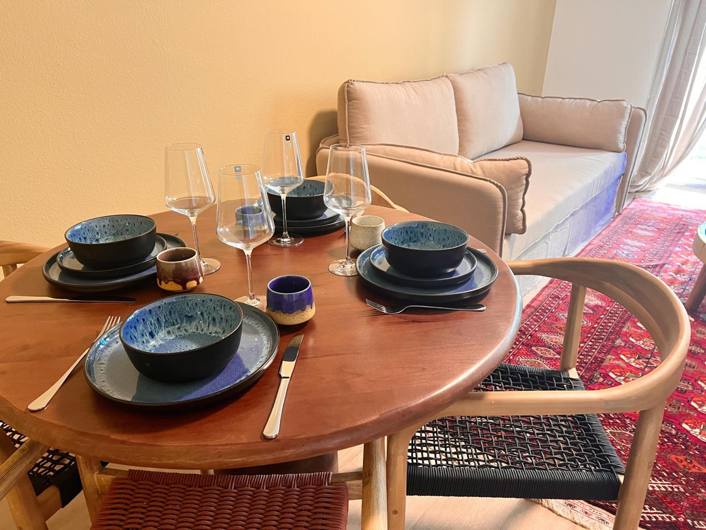 UP&GREAT Apartments - Stylish City Living