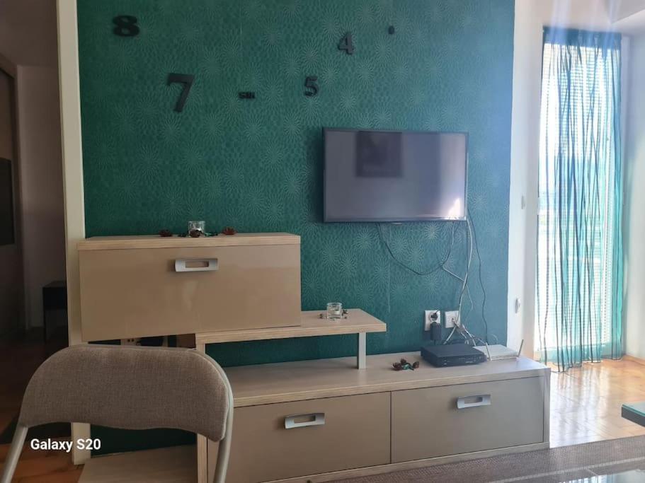 Milas Apartment