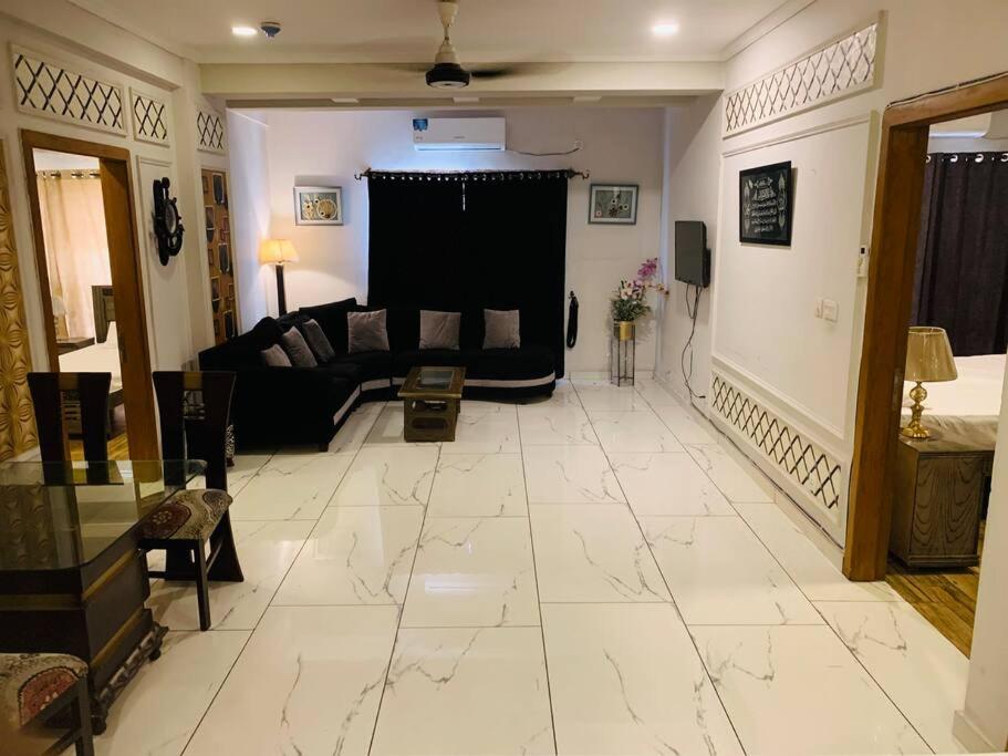 Luxury condo in bahria town phase 1 ideal location view 5