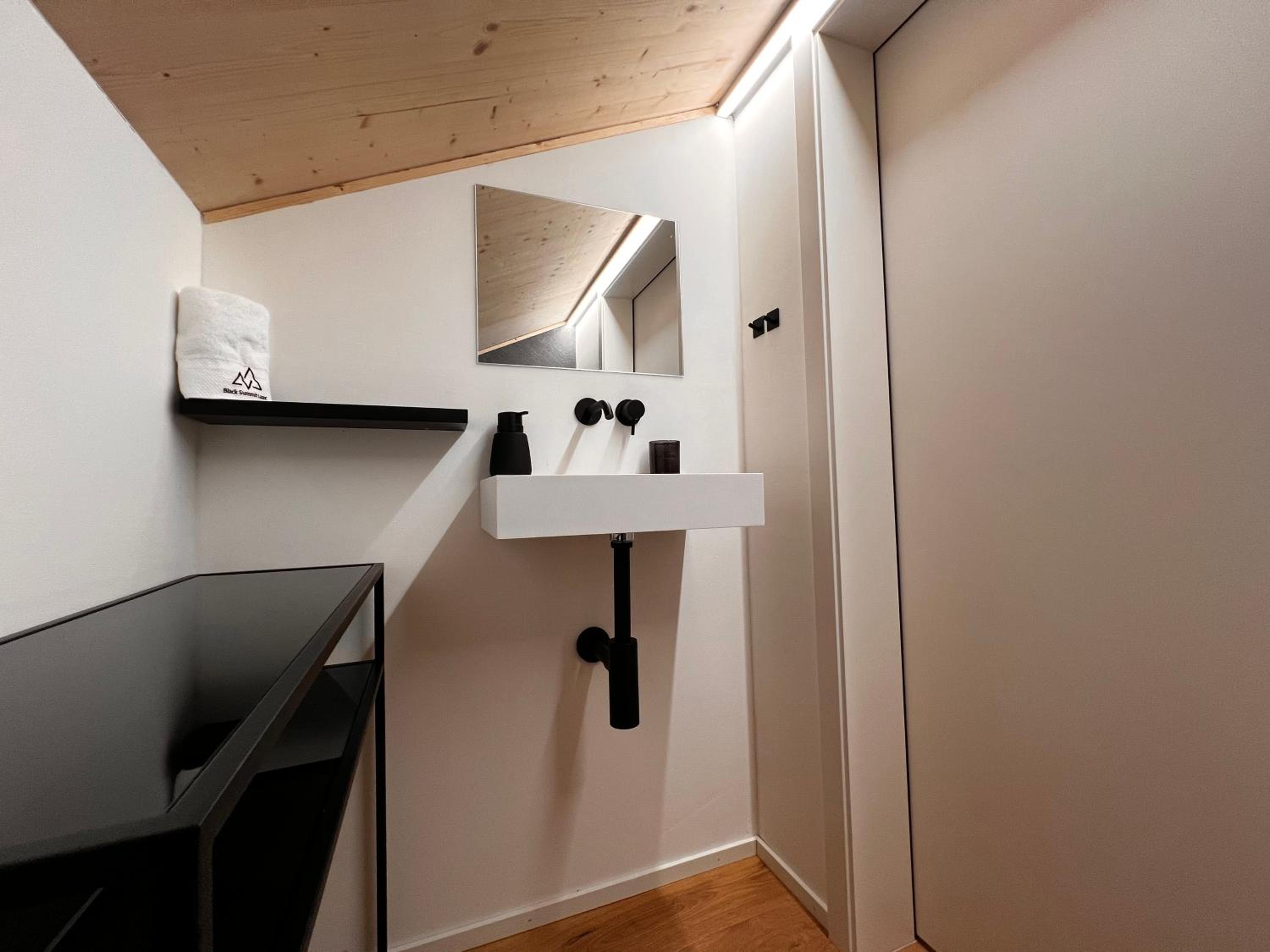 Black Summit Boutique Resort Laax