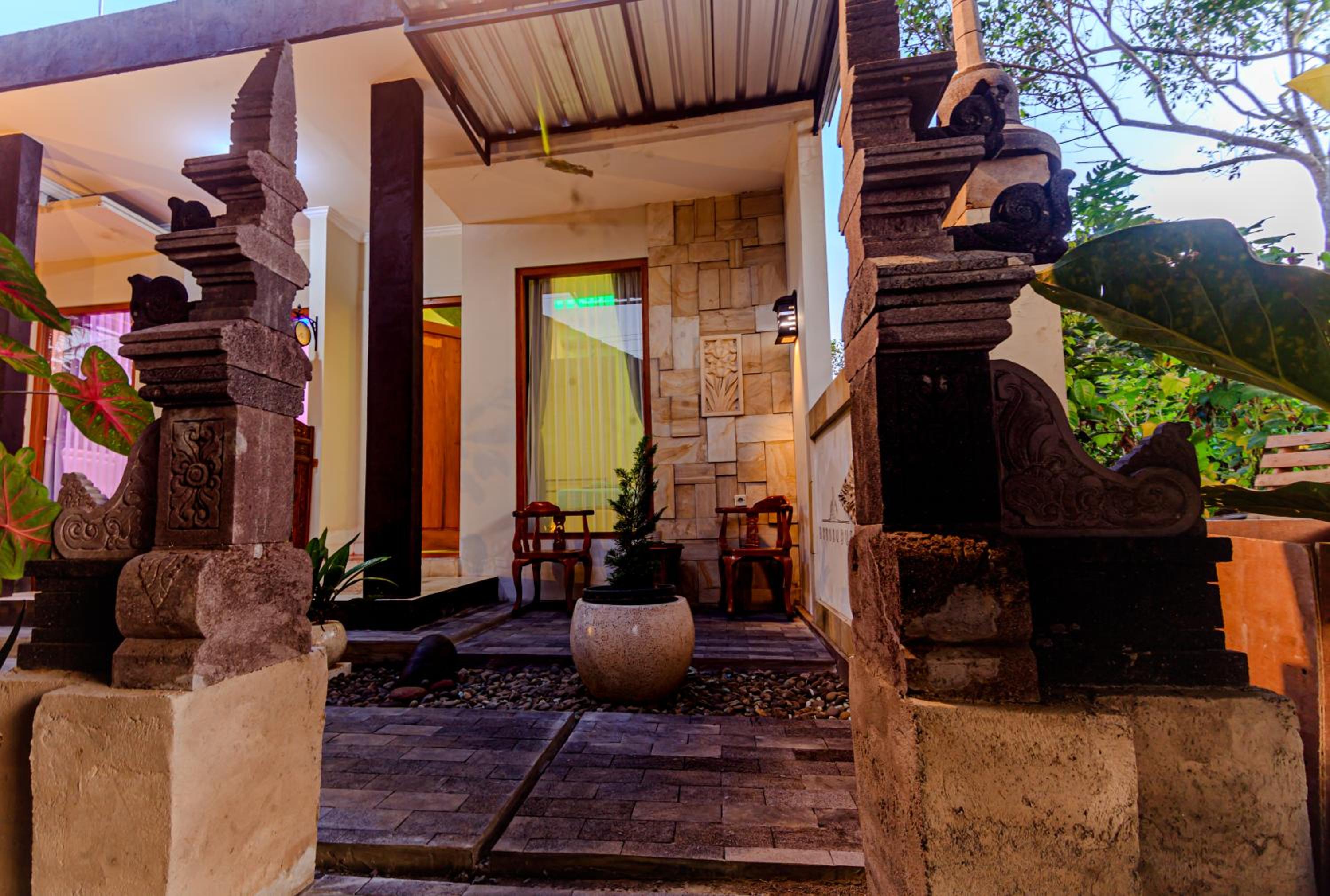 Morobudur Guesthouse