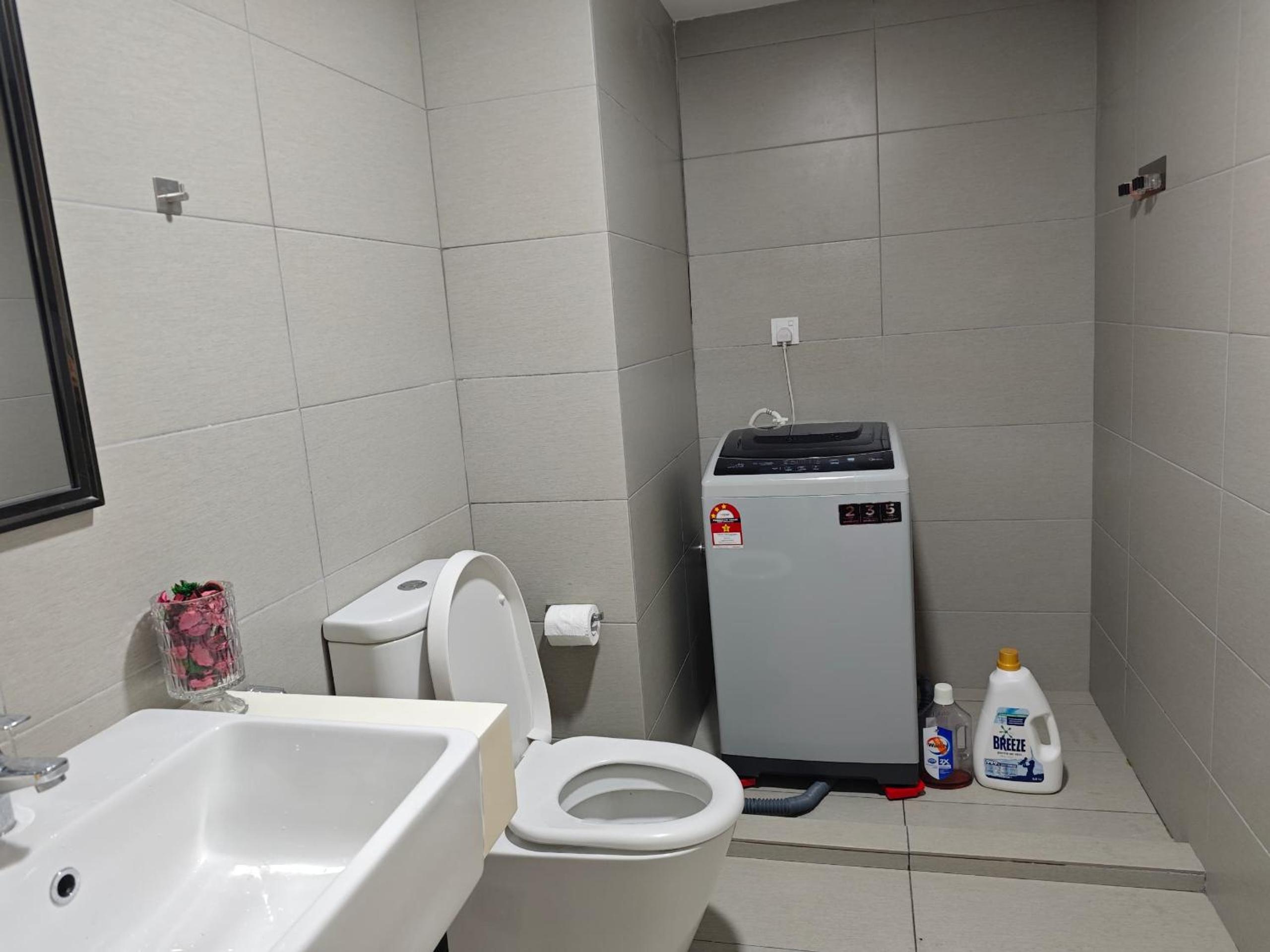 Urban Loft MRT Convenience KLCC Nearby in EKO CHERAS