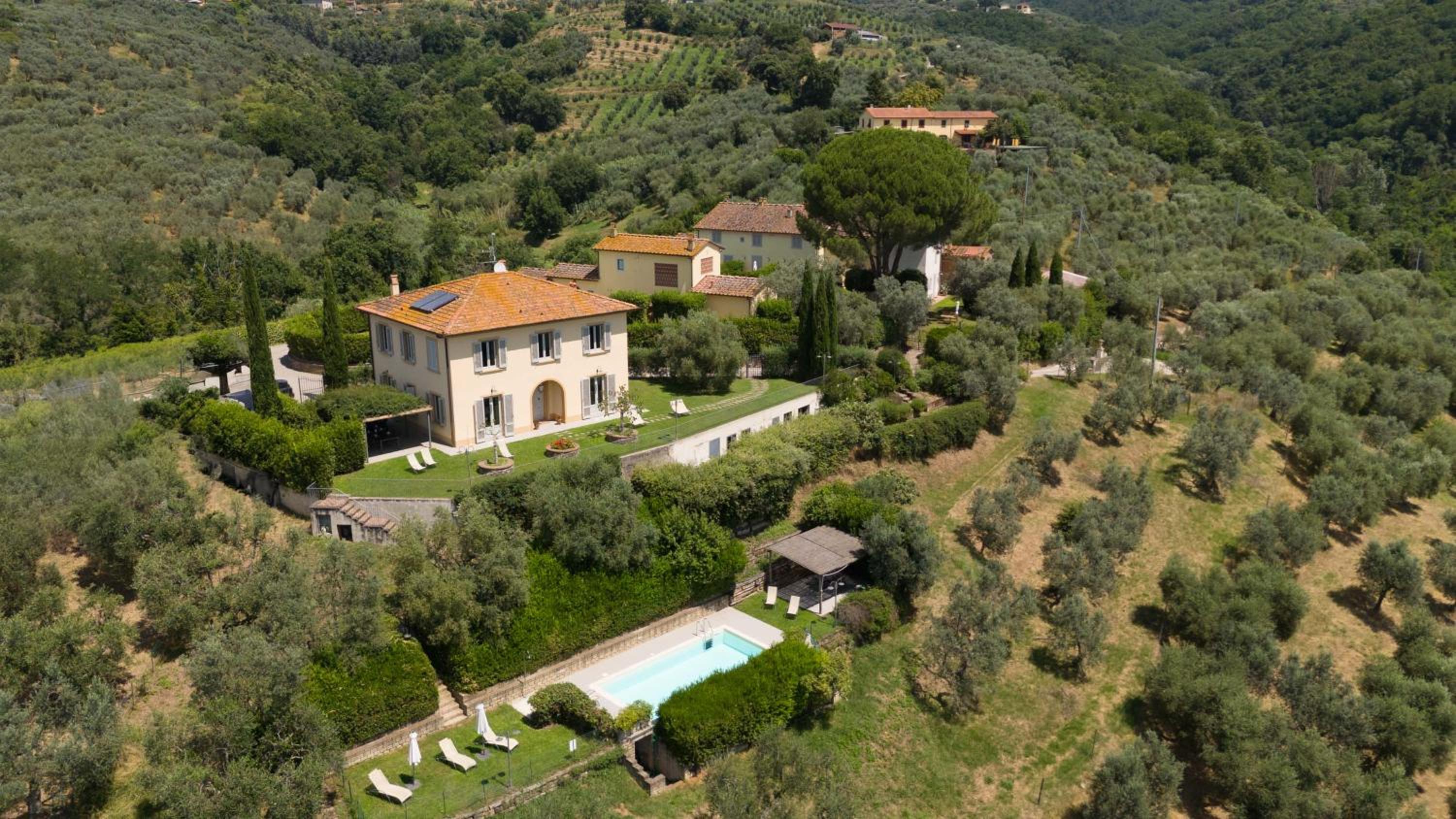 Villa Uliveta by VacaVilla