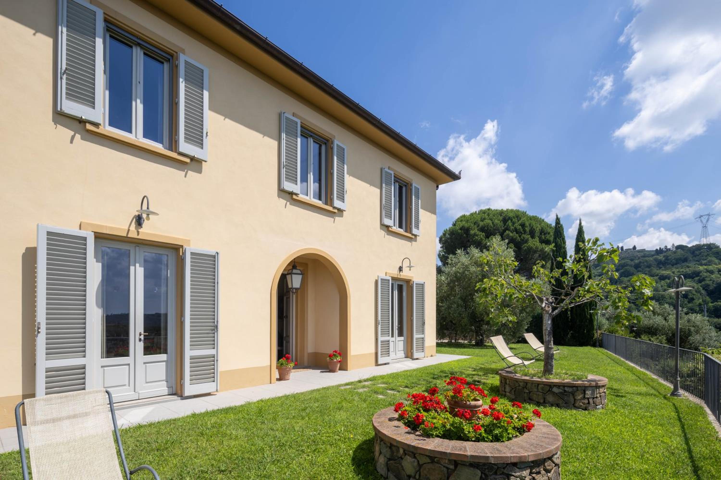 Villa Uliveta by VacaVilla