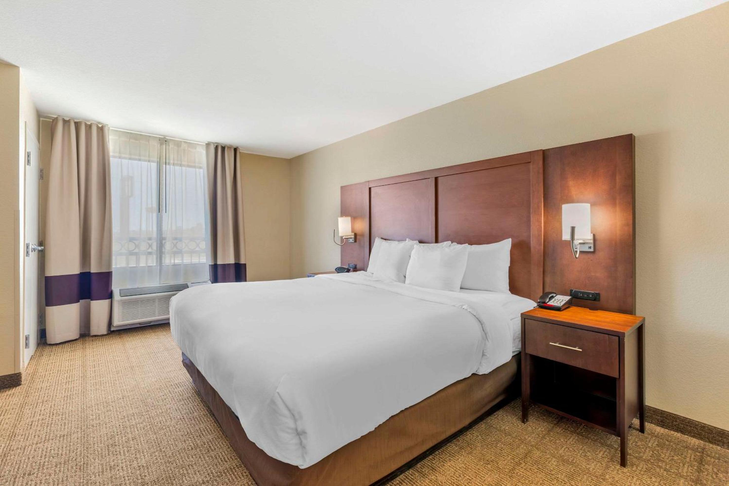 Blythe Vacations - Comfort Suites - Property Image 46