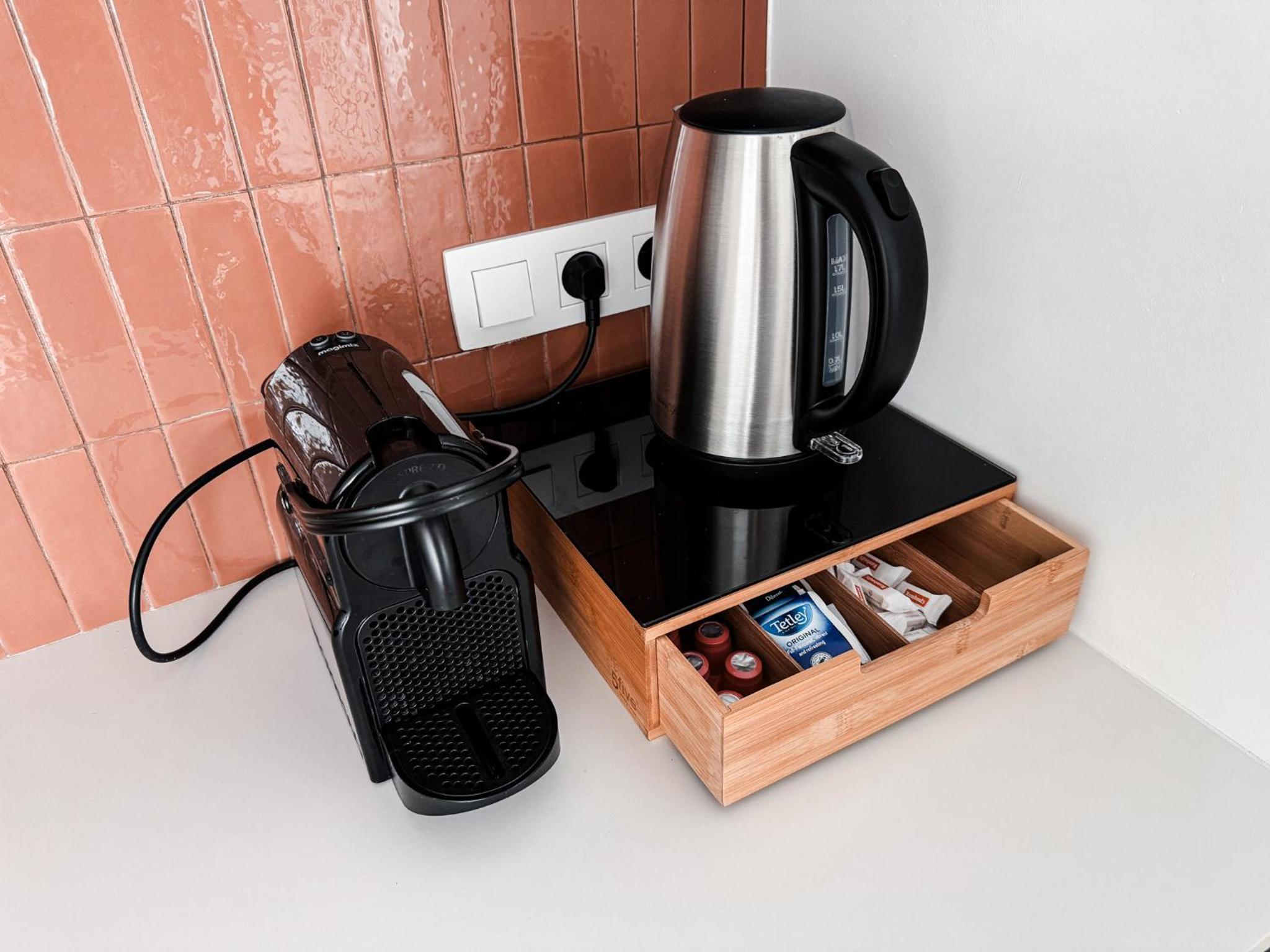 Business Accommodation 'Flow Living' Nomad