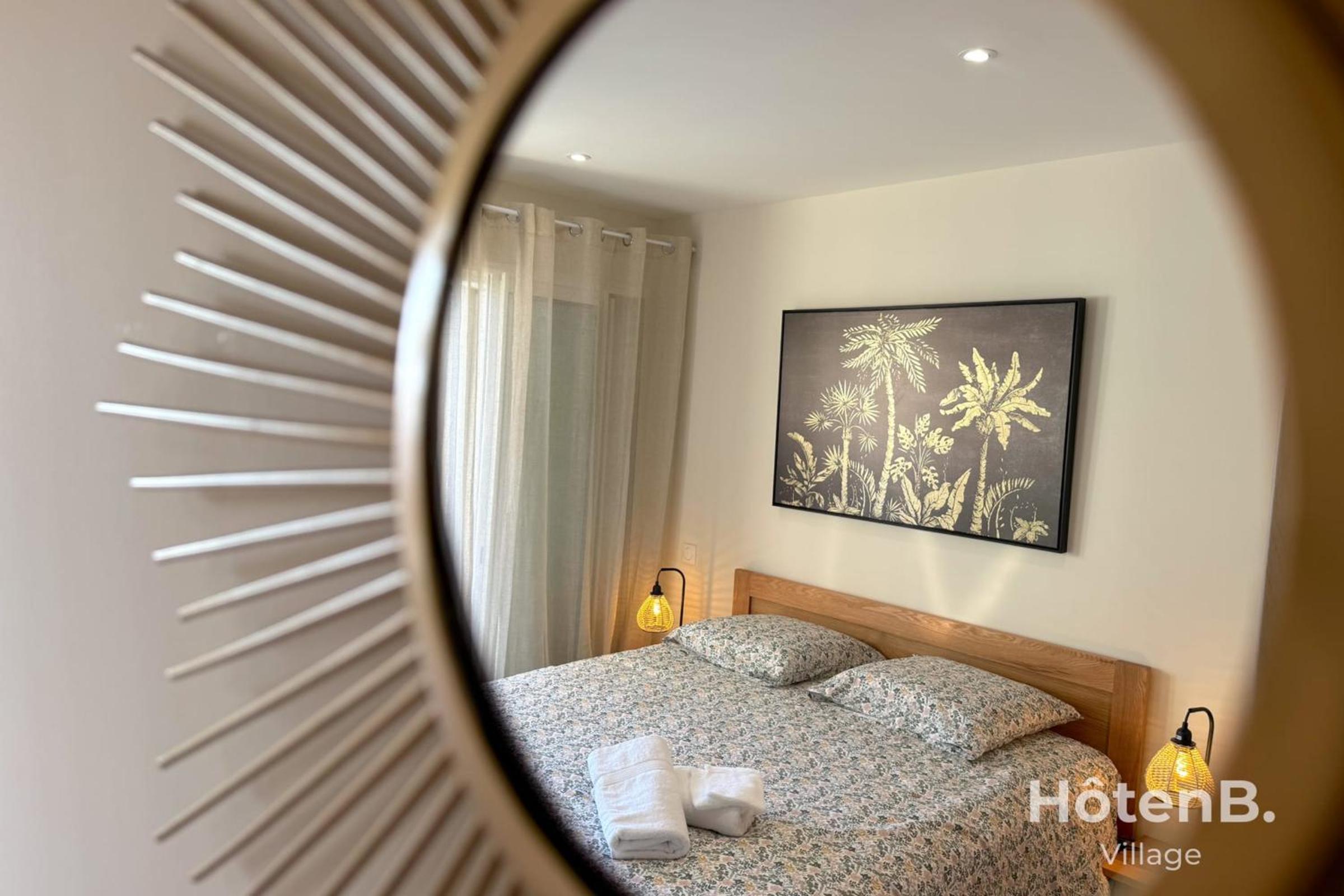 Villa Cosy Kerval Elegance and Serenity with Pool and Stunning Views view 4